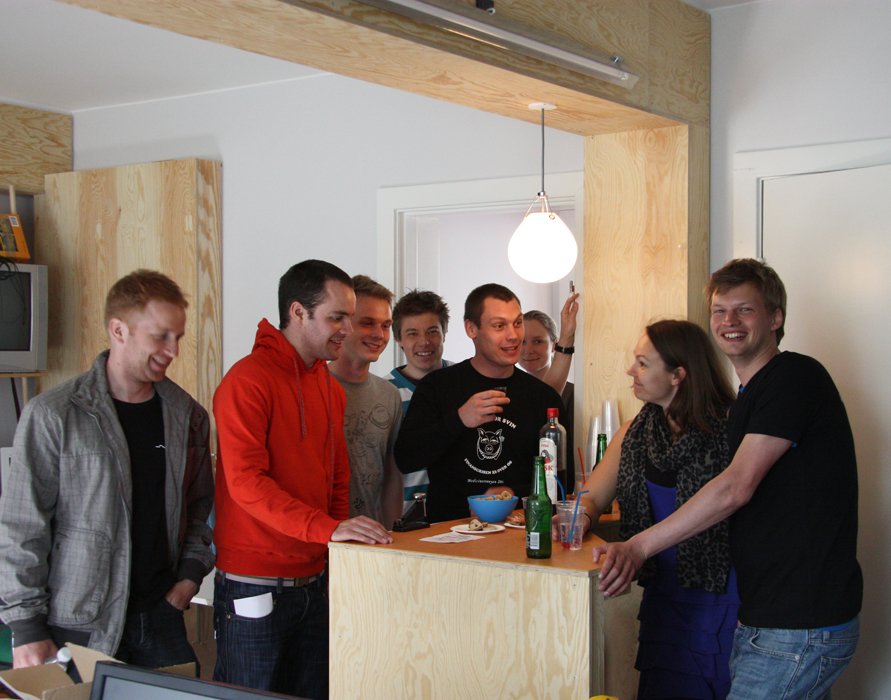 Der var gratis mad og drikke ved åbningsceremonien.