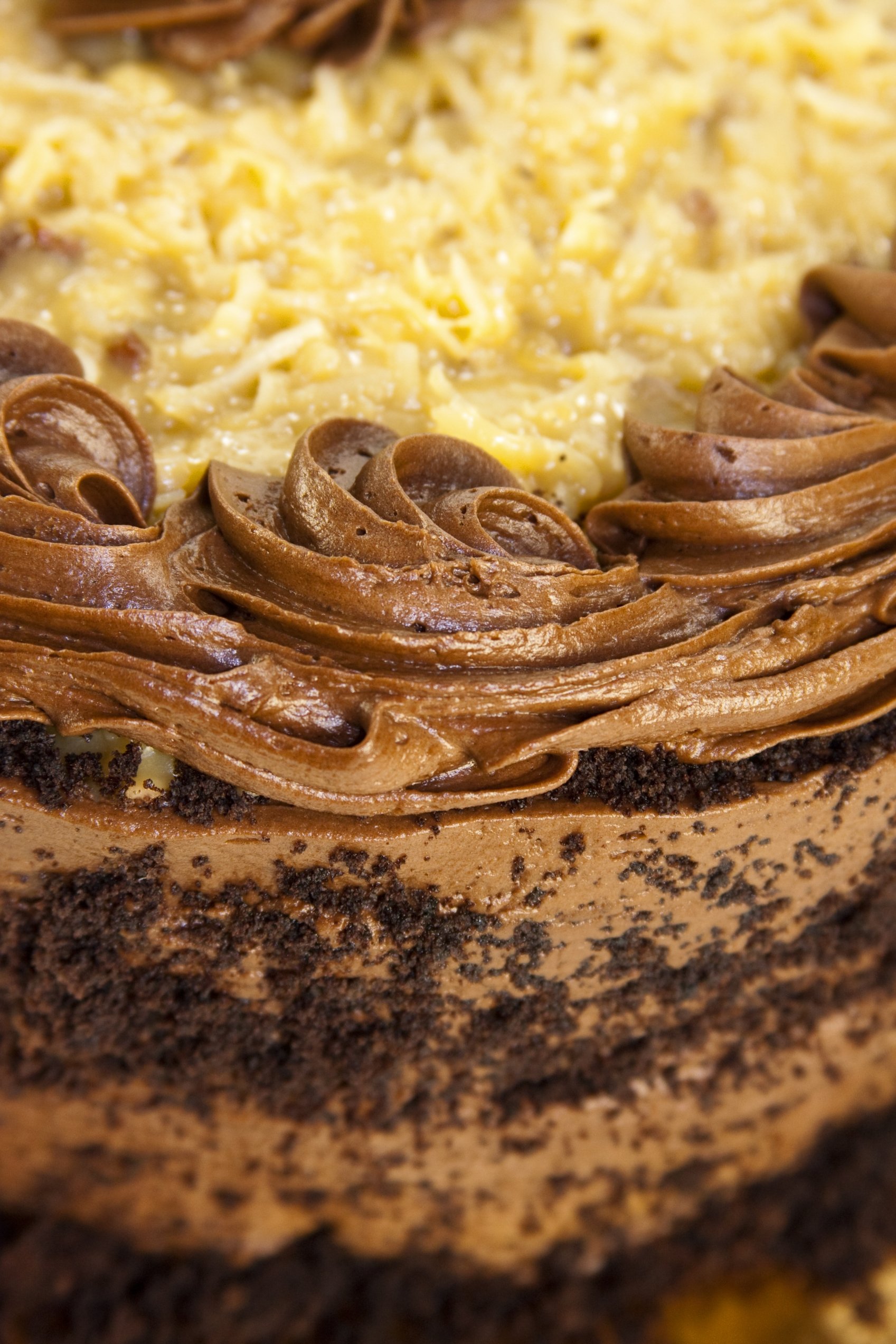 OVEROPFYLDT - »Forskningsmålet er nået – med top på,« lyder det fra videnskabsminister Helge Sander. Kritikerne er ikke udelt begejstrede.