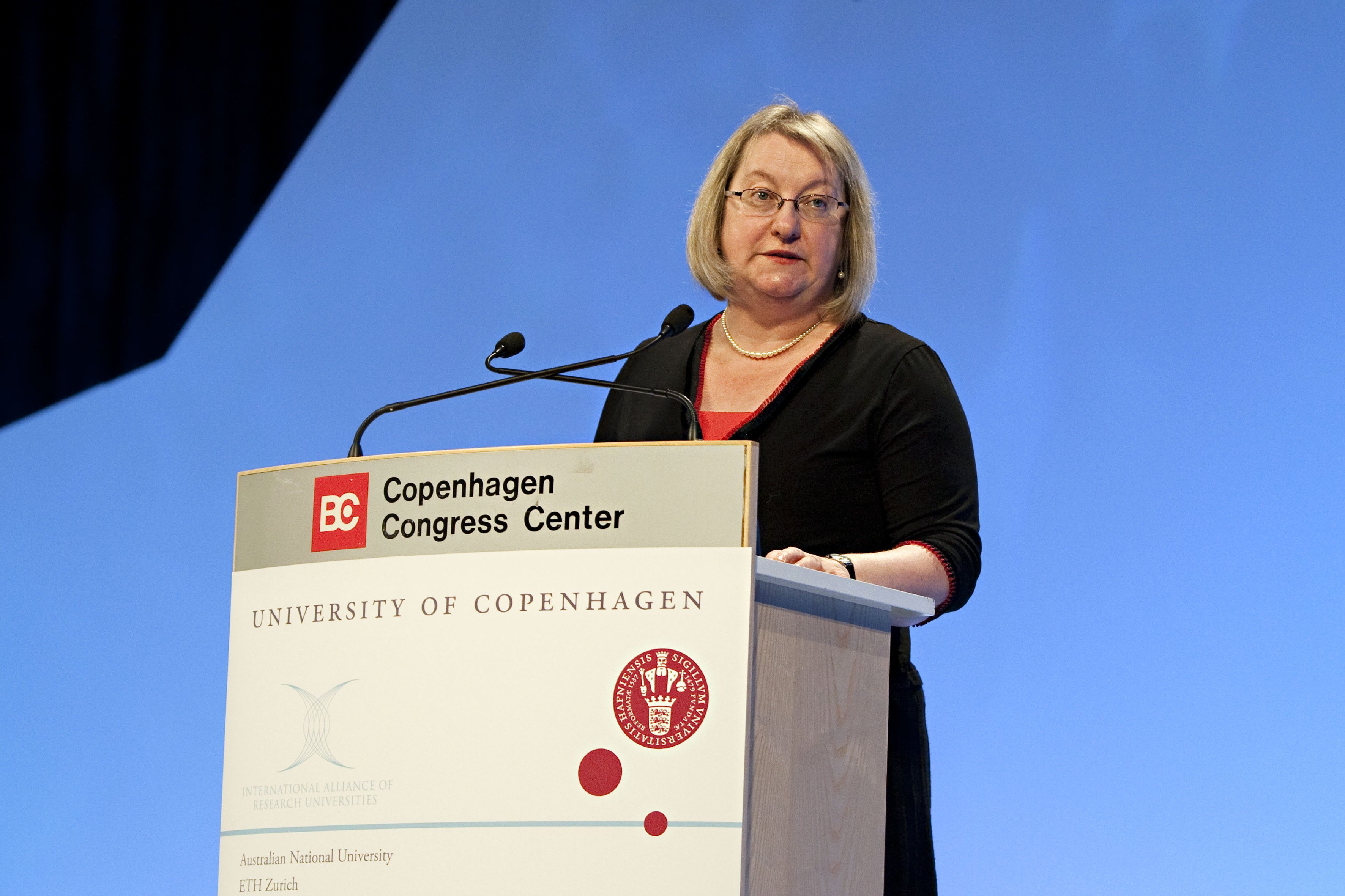 PASSIONERET - Professor Diana Liverman holdt også forelæsning ved KU's klimakongres i marts. Ifølge klimasekretariatet var hun lidt af en crowd pleaser.