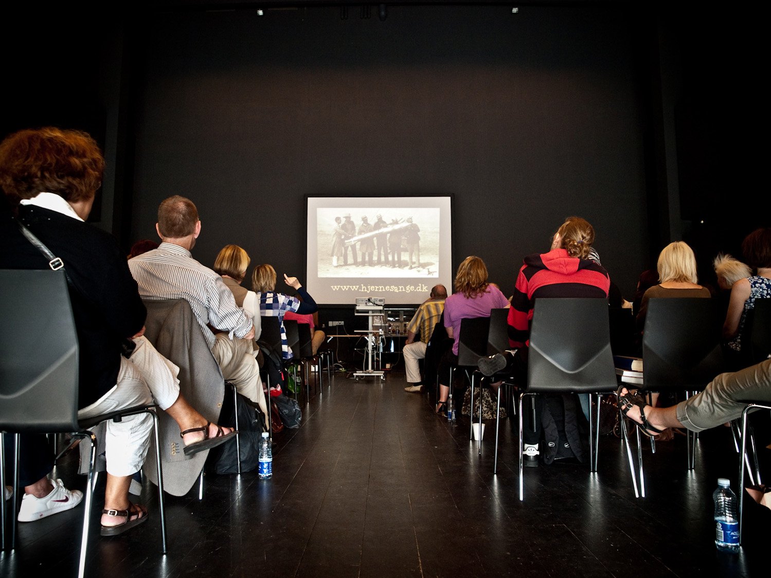 MOBBEHJERNE – Hjerneforskeren Peter Lund Madsen holdt en af sine standupforelæsninger om hjerner og mobbekultur.