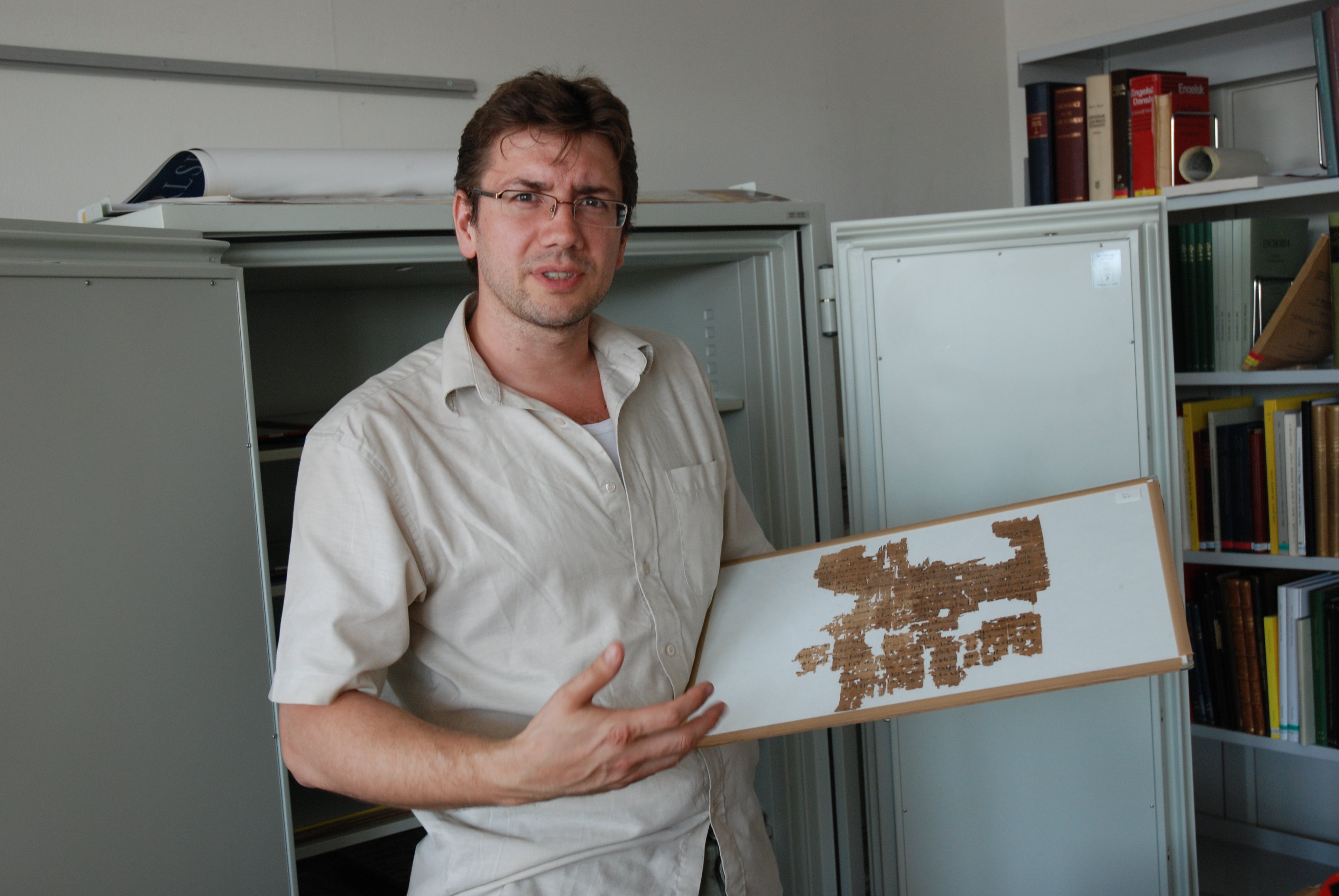 Kim Ryholt explains the content of the ancient scripts