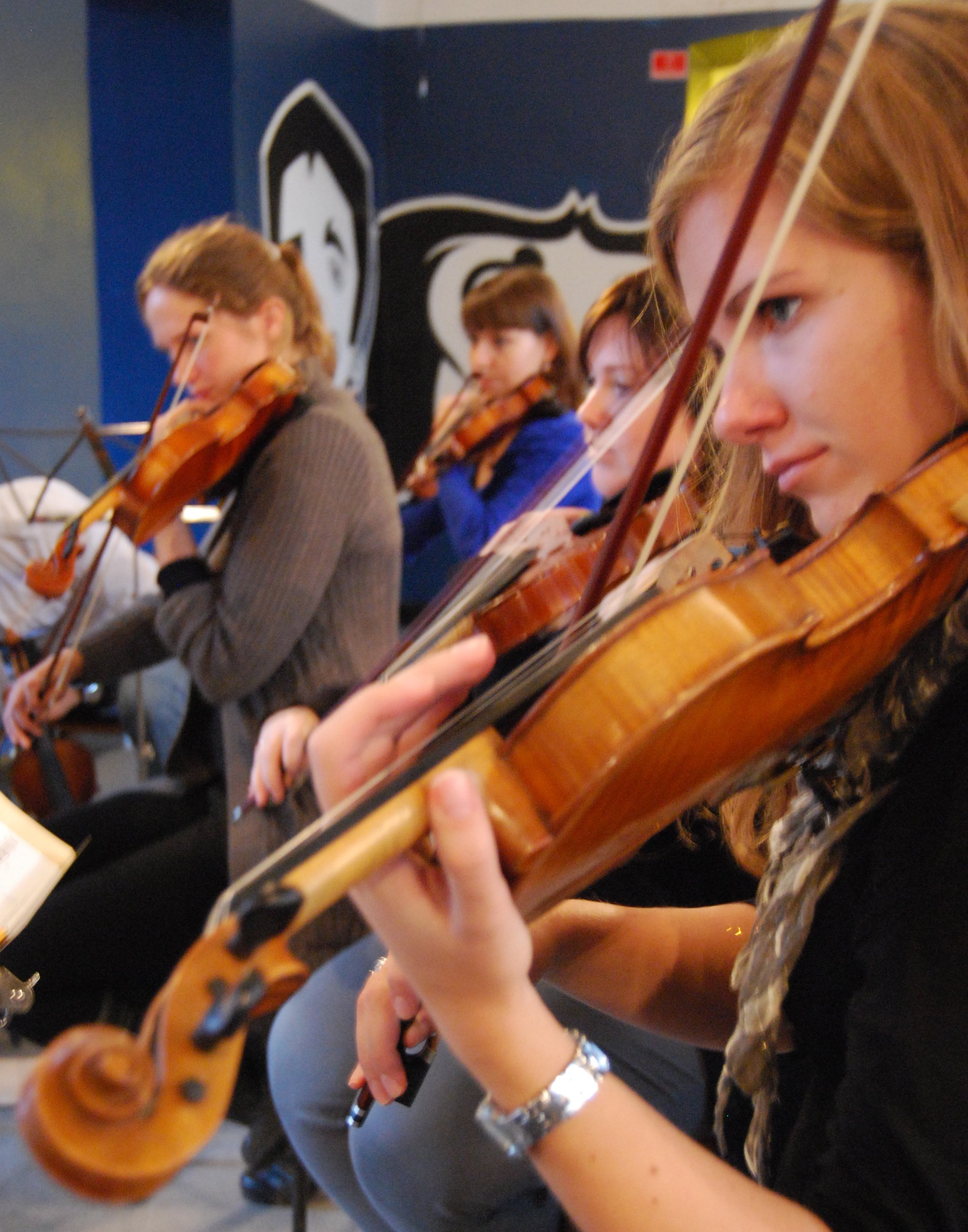 STUDENTERSYMFONI - I aften kan du tage på en gratis lytter, når studerende musikanter prøver kræfter med hotshot komponist fra 1800-tallet