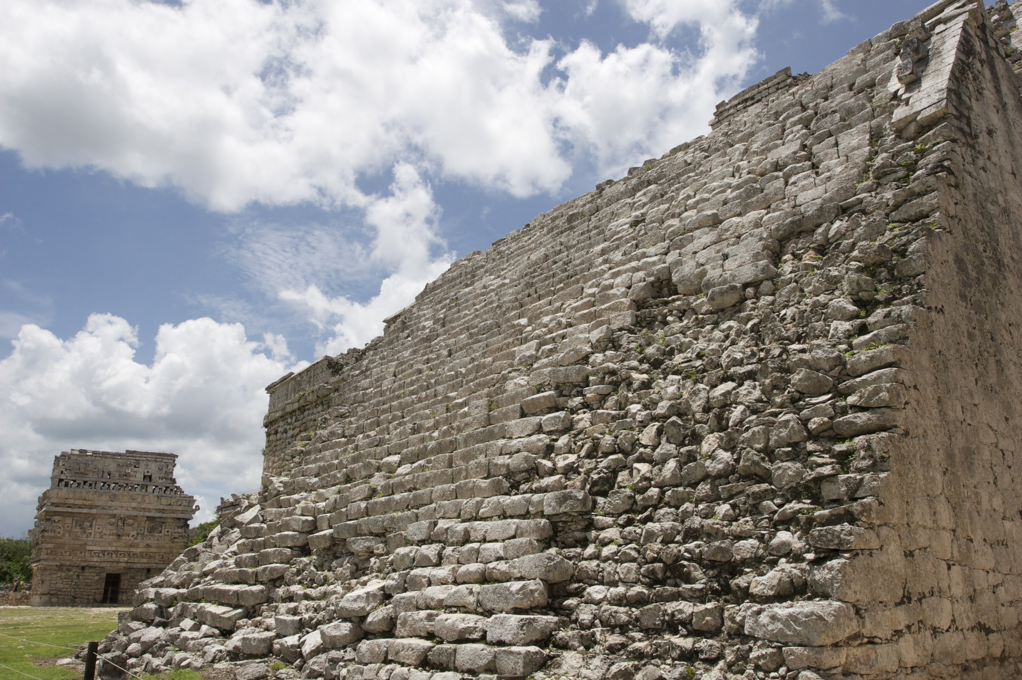 HENSMULDRENDE - Geofagene er ved at blive sparet ihjel, skriver Julie Keldborg Malmos.