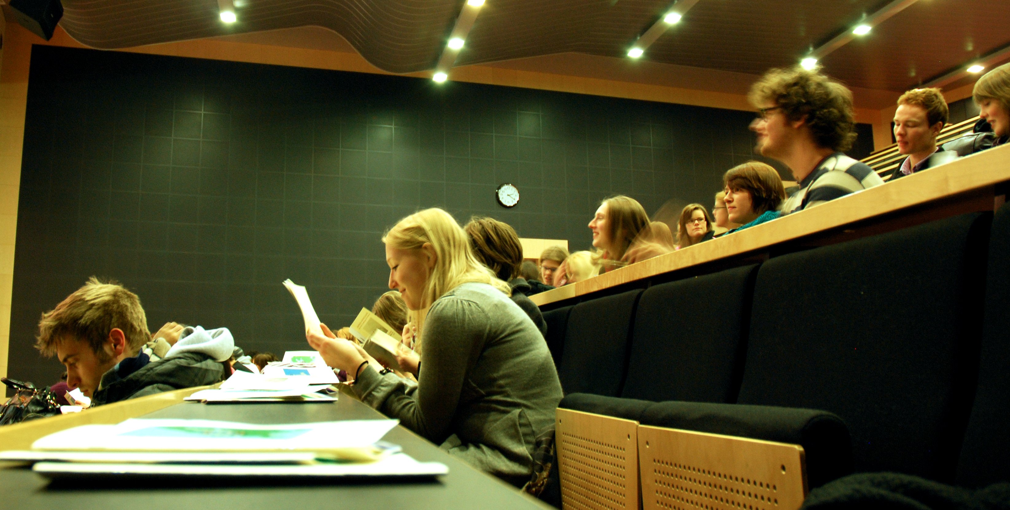 New international students were met with a plethora of leaflets and other information at the International Office's orientation meeting