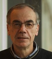 UNDERMINERING - Professor Roger Garrett mener at nedskæringerne på Biologi kan ødelægge forskergrupper og forskningsudvikling, som det har taget seks-otte år at opbygge.
