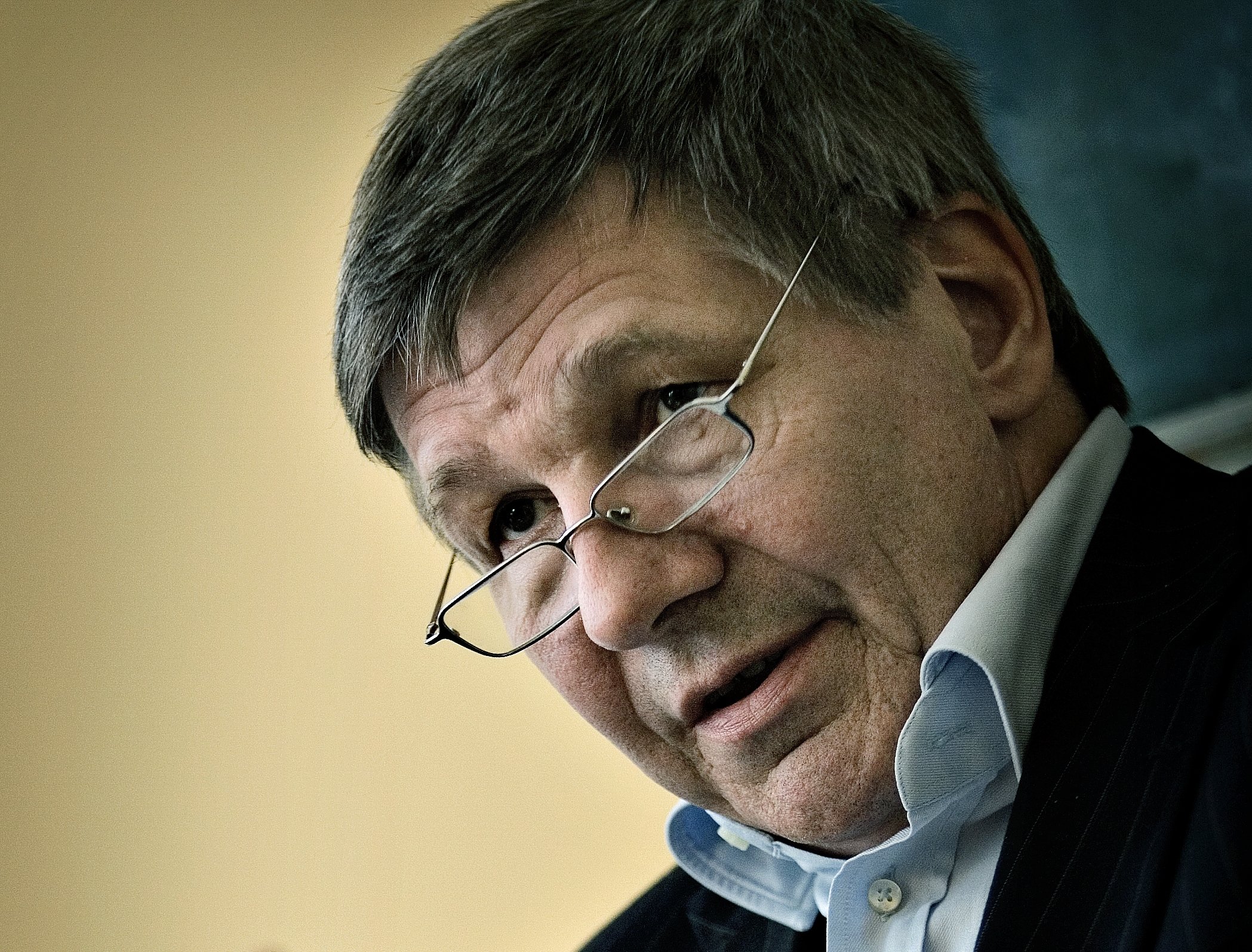 ERKENDELSE - »Jeg er enig i, at for KU’s vedkommende er tiden kommet til at give uddannelserne mere fokus end de har haft, fordi vi har brugt de seneste år på at markere og løfte grundforskningen meget kraftigt,« sagde Ralf Hemmingsen under debatmødet med resten af landet universitetspinger. 