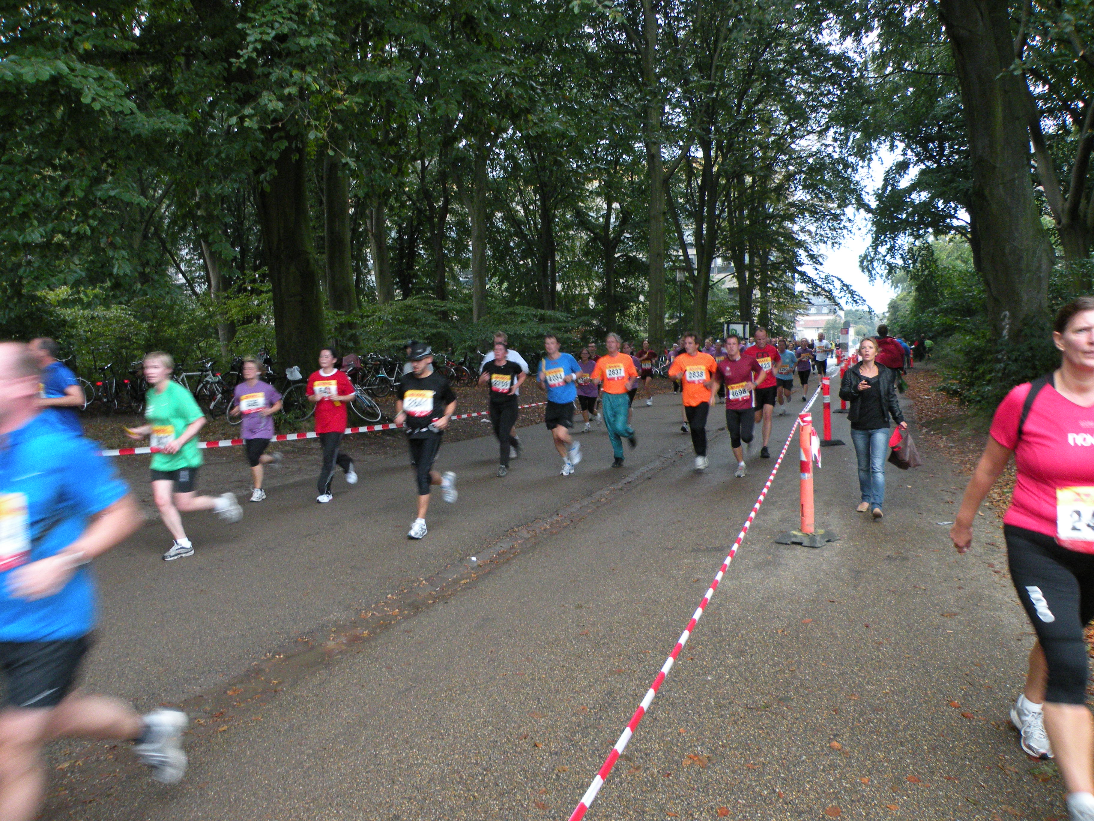 Life Sciences staff and students like a good run