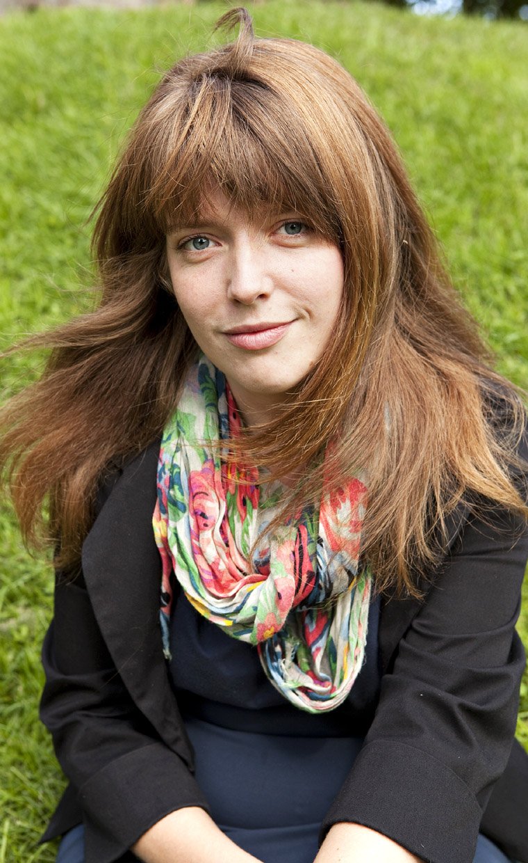 PSYKOLOGI – Emilie Nayberg er glad for muligheden for at bruge sin teoretiske viden på et forskningsprojekt. Det er et eksempel på, hvordan man kan få den nyeste forskning ind i undervisningen, mener hun.