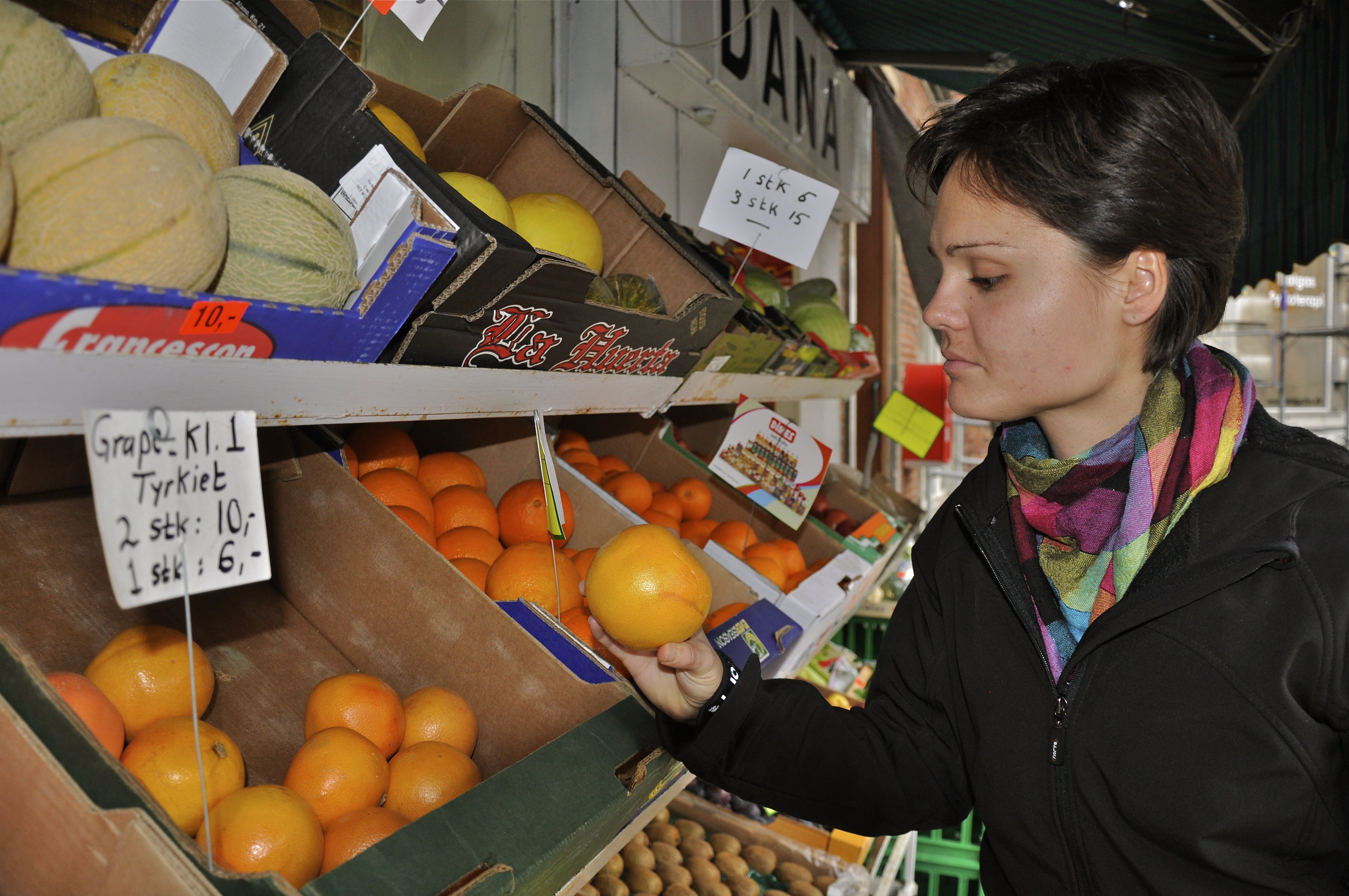 Alenka checks out the fresh produce at her local grocer