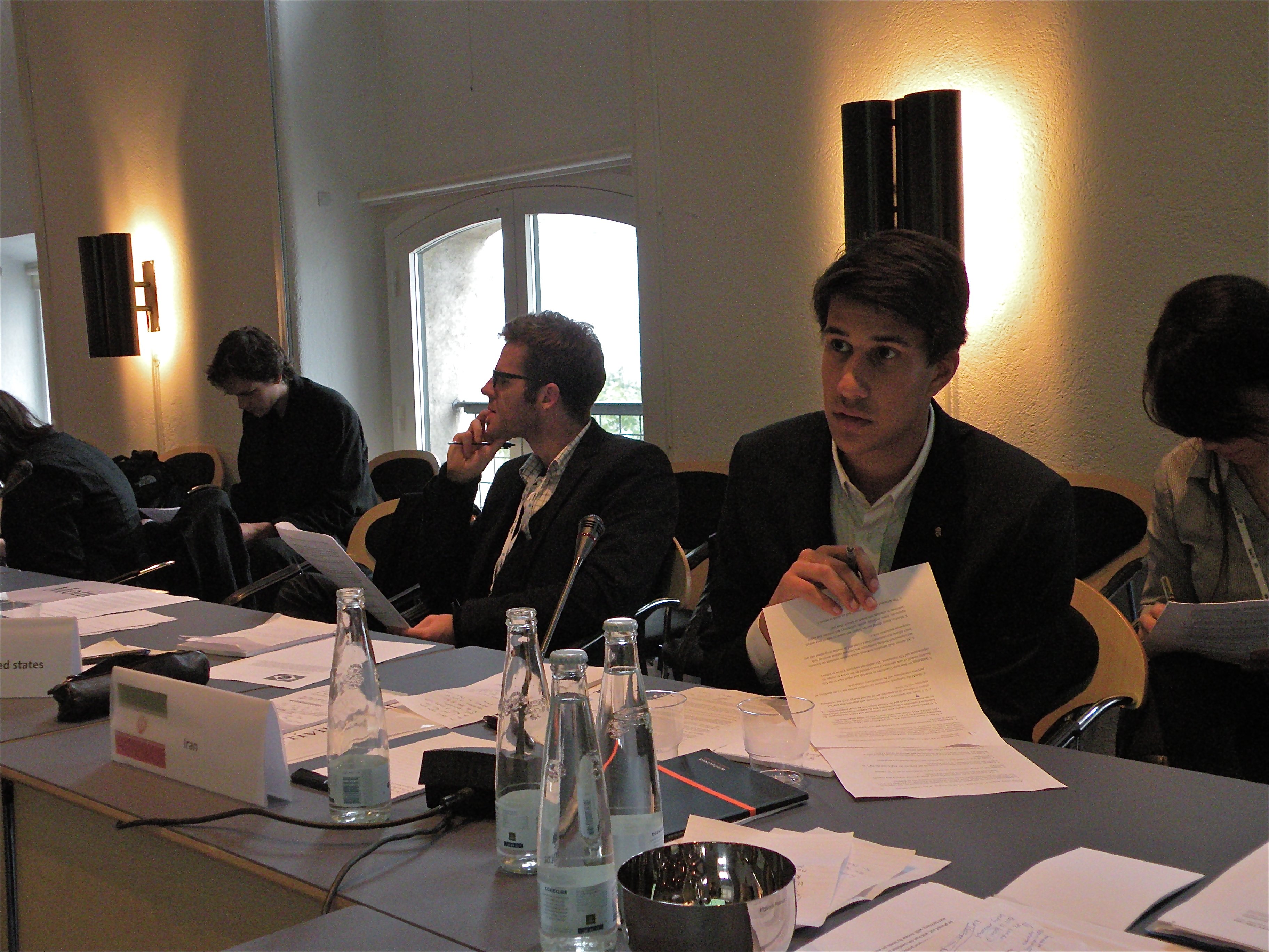 IRANERNE - Studerende gav ved DanMUN-konferencen en bedårende opvisning i FN's bureaukrati. Her er det den iranske delegation, der formåede at vinde Sikkerhedsrådets sympati. 