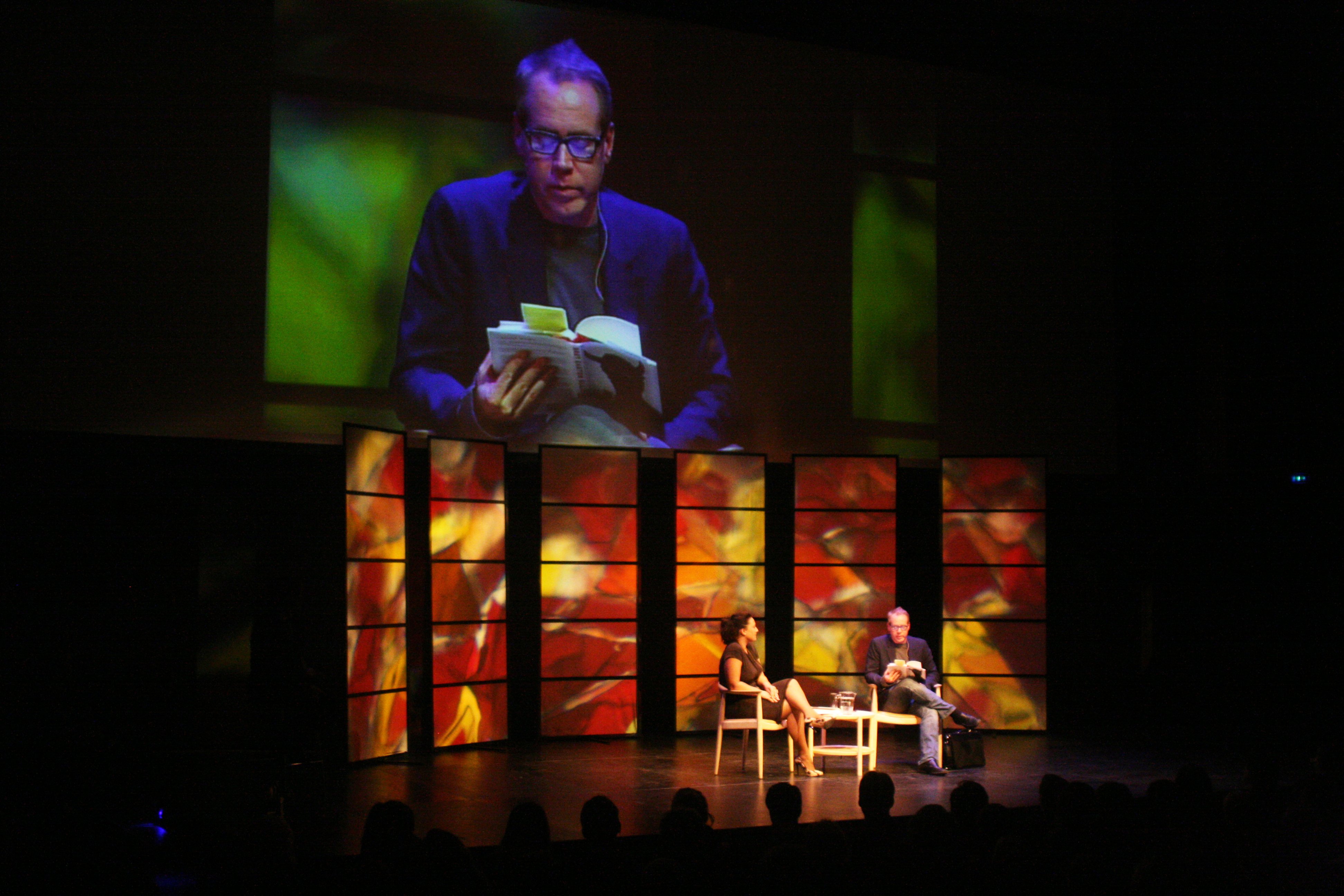 KULTFORFATTER - »Jeg har altid syntes, at nihilismen var spændende at udforske. Følelsesløshed er også en følelse,« sagde Ellis, da han 11. oktober gæstede Den Sorte Diamant.