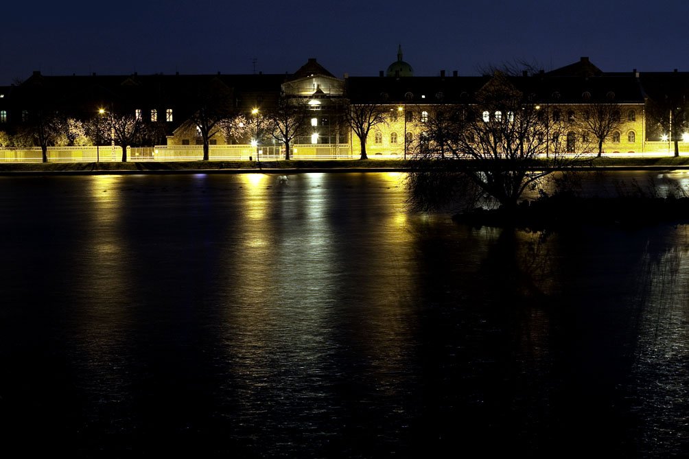Is it a coincidence that all Danish sociologists are educated at an old hospital? Probably, yes.