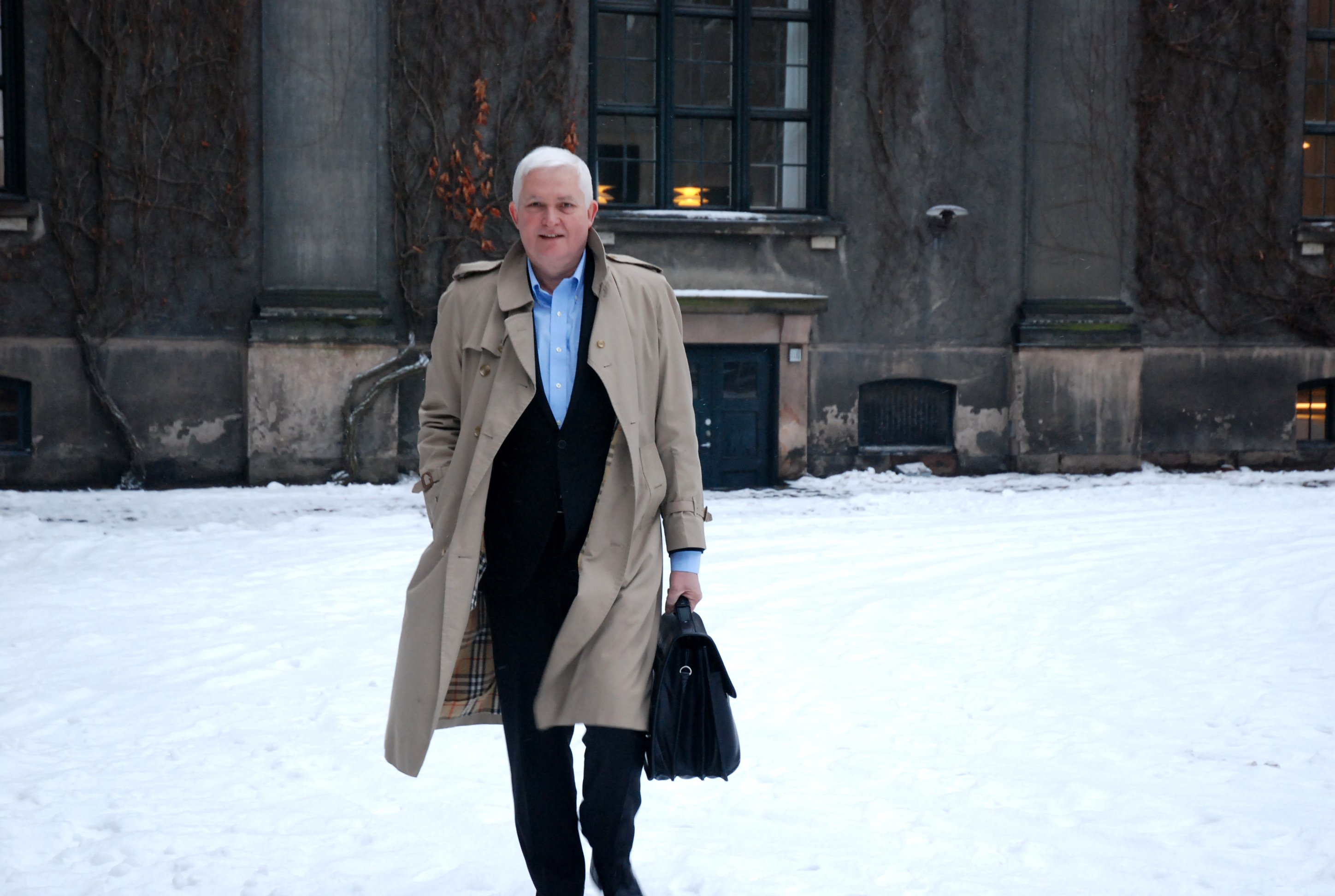 Chairman of the Board Nils Strandberg Pedersen arrives at what turned out to be a dramatic Board meeting. Budget passed, but a minority on the board, representing staff, did not vote for it