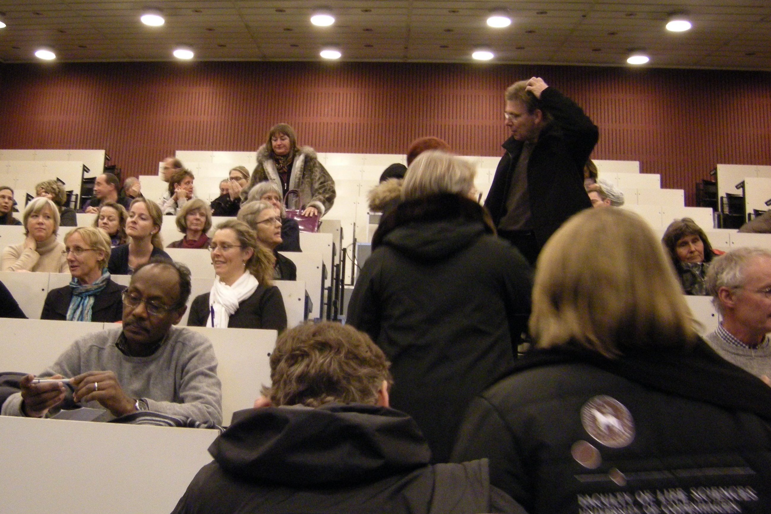 The proceedings at the Life Science budget meeting made the University Post's reporter scratch his head in confusion too