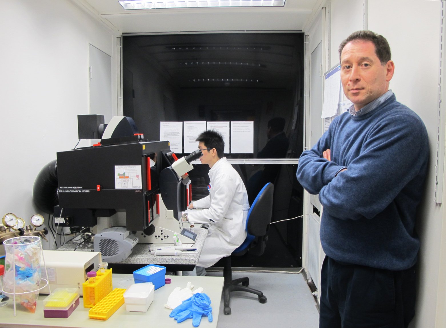 Moein Moghimi and colleagues can pack drugs into particles that are one-hundredth the width of a human hair