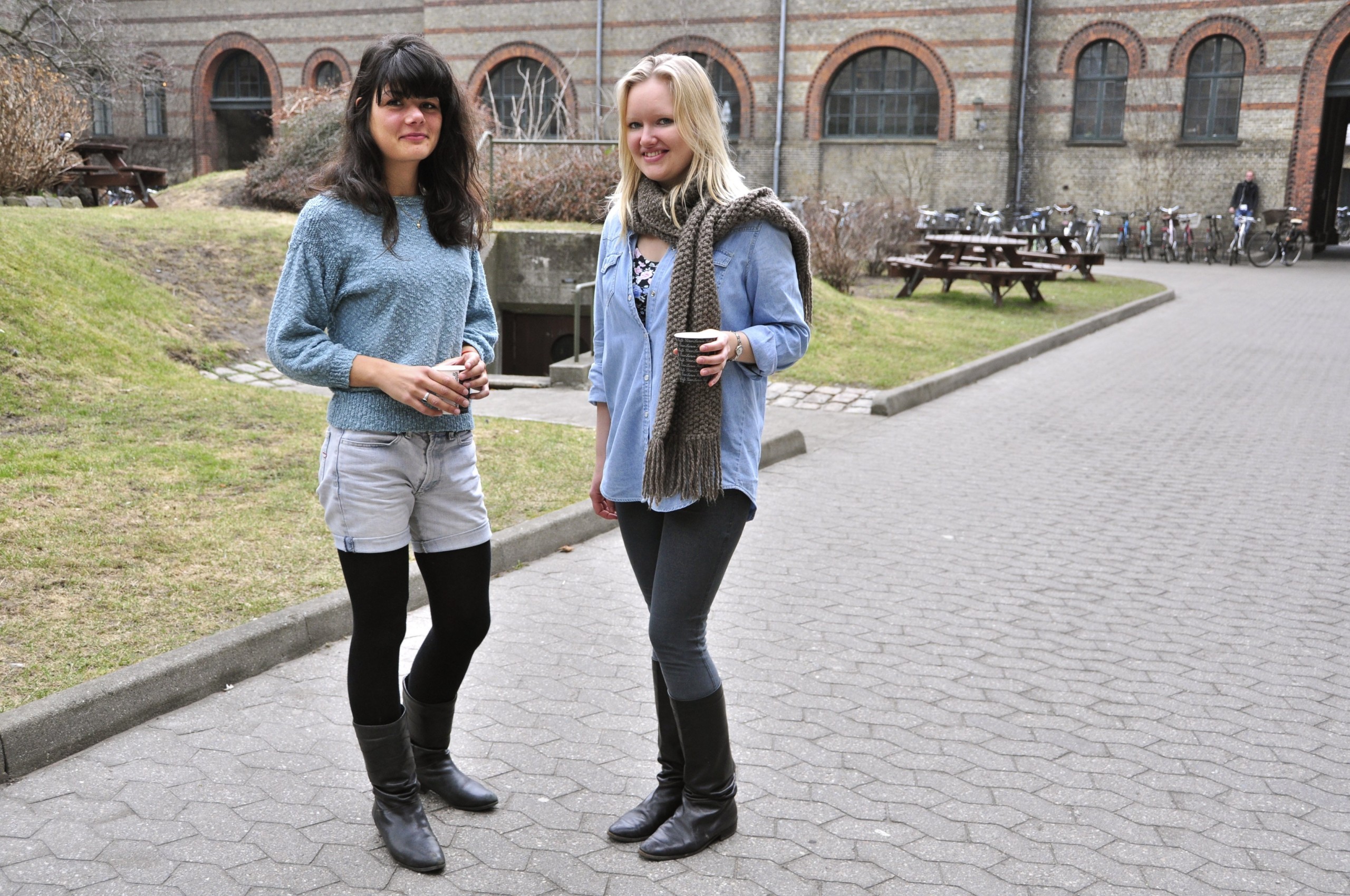 Pick vintage, yet casual clothes, argue Cecil and Elisabeth