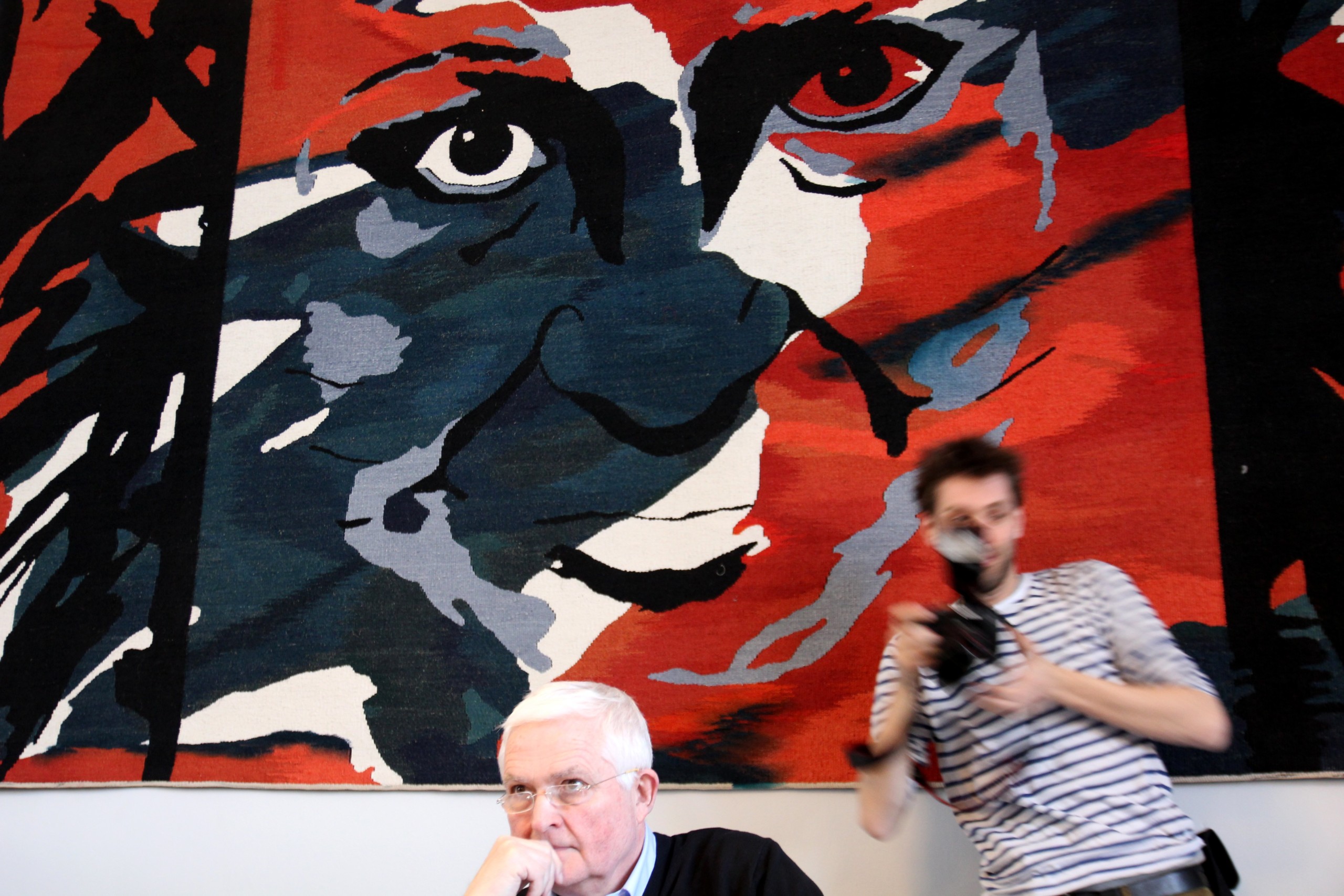 GRANSKET - Kammeradvokaten ser med milde øjne på KU's håndtering af Penkowa-sagen. Bestyrelsesformand på Københavns Universitet Nils Strandberg Pedersen har læst sig igennem den 700 sider lange moppedreng af en rapport. Han og bestyrelsen bakker konklusionerne op.