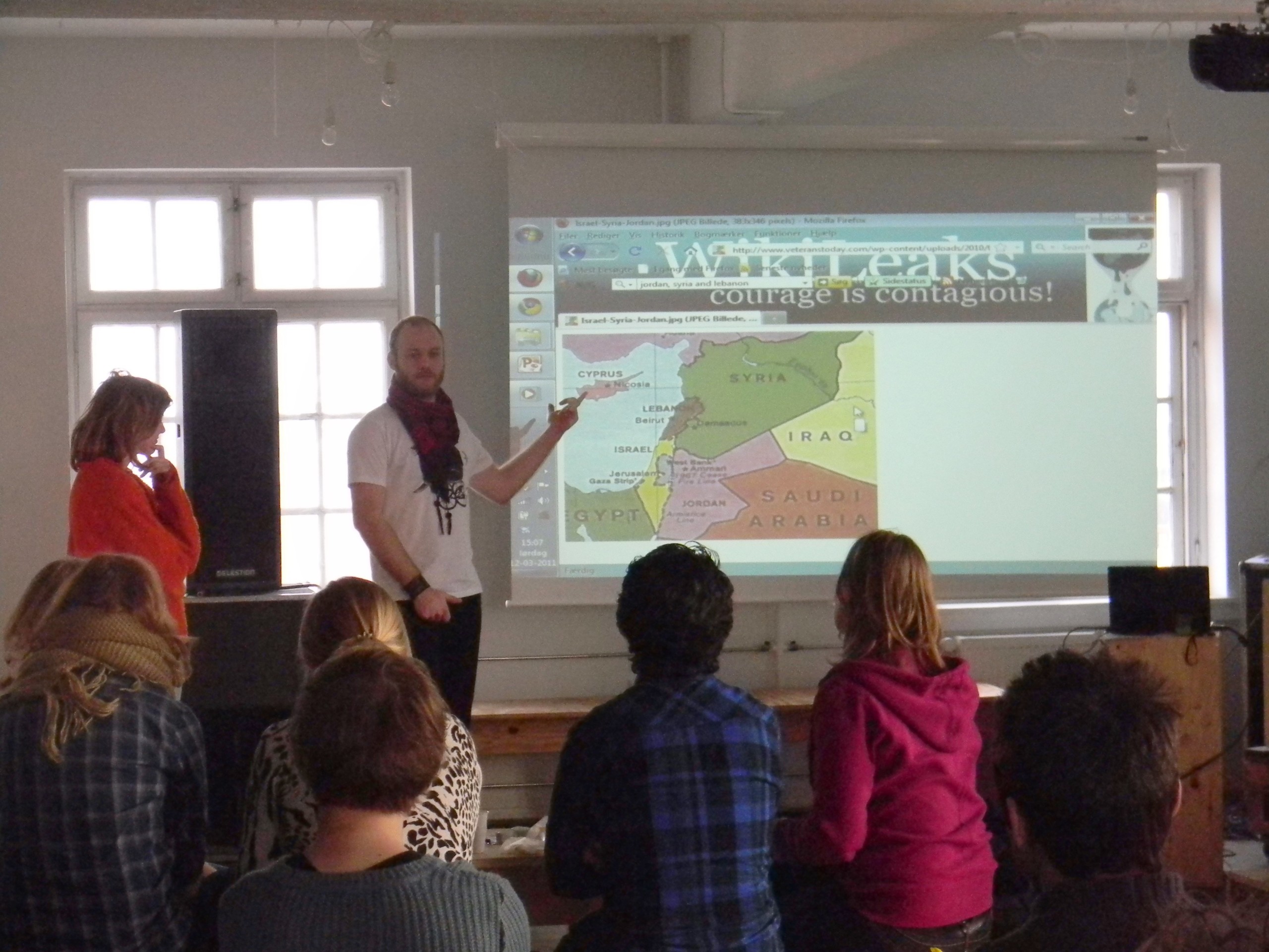 Participants from last year's expedition presented their experiences to the new adventurers