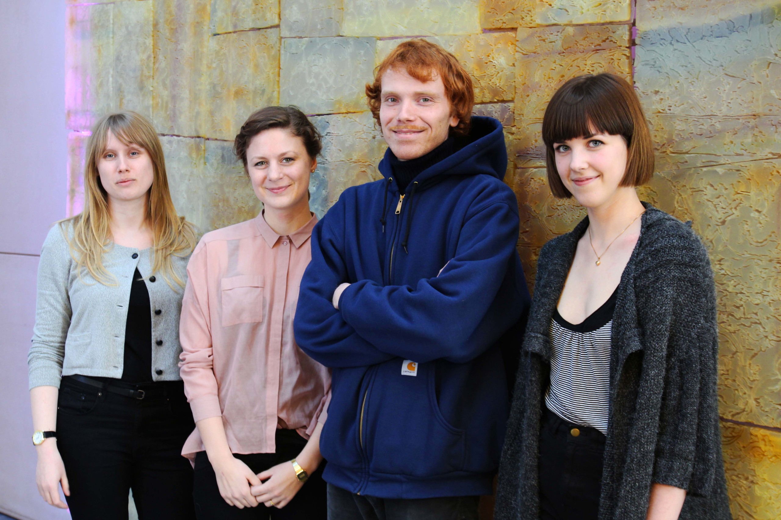 KURATORER - Anita Hvonbech Pedersen, Pia Wullf, Ditlev Gert Grønning Andersen og Mille Højerslev Nielsen er de kreative kræfter bag Studenternes Galleri, hvor de arbejder frivilligt ved siden af studierne.