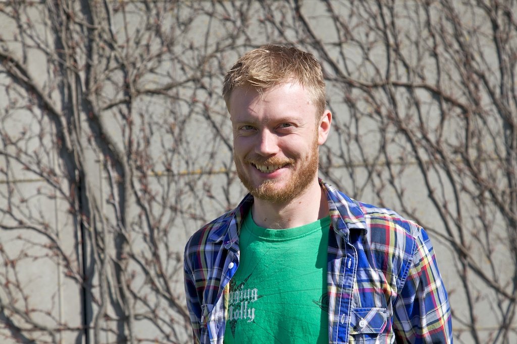 STJERNER MED HJERNER - Ph.d.-studerende Thomas de Bang dyster i forskningsformidling for Københavns Universitet under Forskningens Døgn.