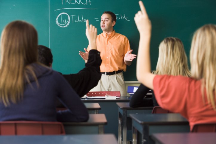 PRAKSIS - Eleverne skal også vide, hvad de kan bruge fremmedsprogene til ude i samfundet, ellers mister de motivationen til at studere sprog, lyder en af anbefalingerne fra DEA.