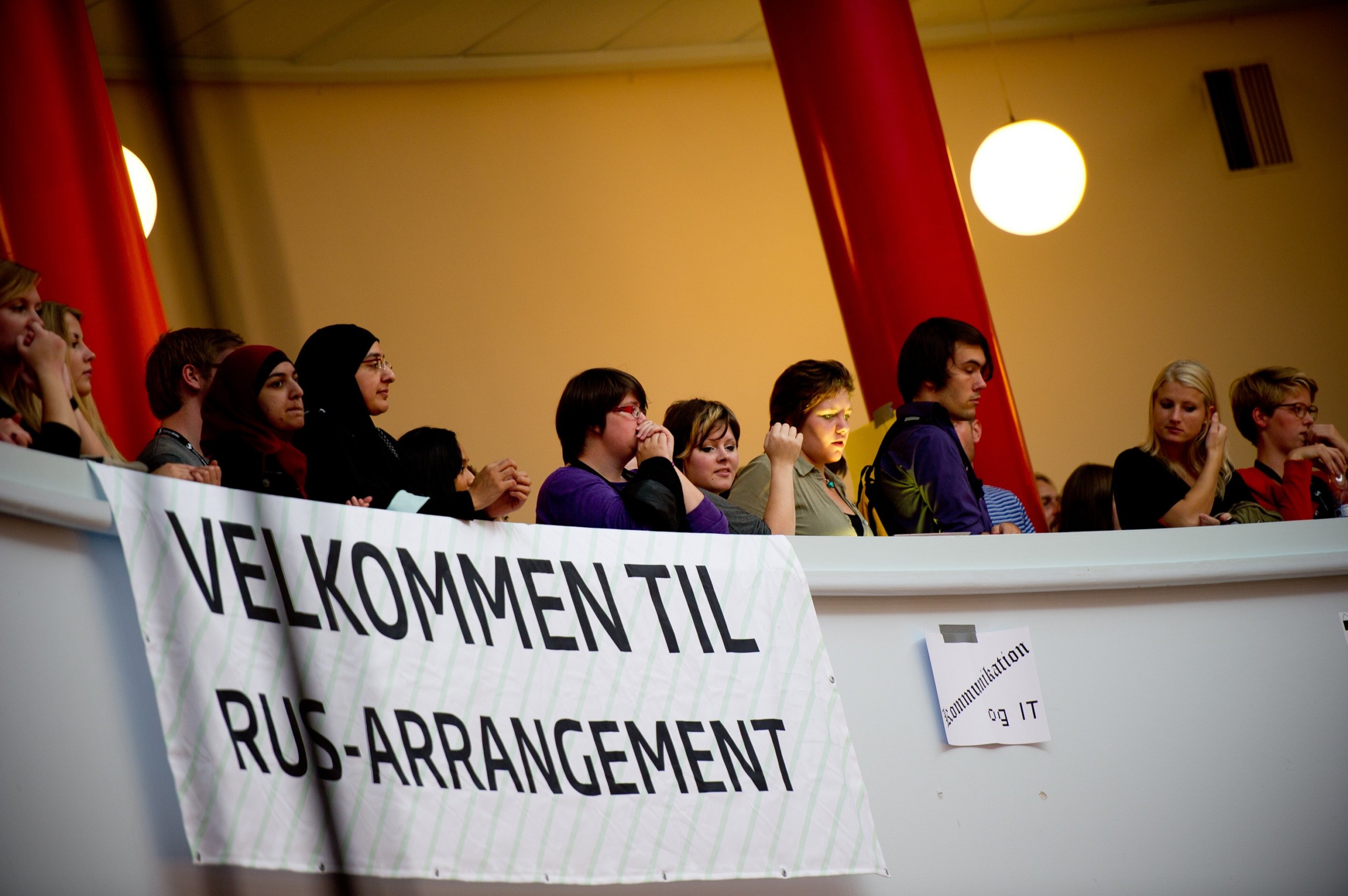 »Det er vigtigt, at de nye studerende får et socialt tilhørsforhold til deres fag, at de lærer deres medstuderende at kende og synes, det er sjovt at komme til forelæsningerne. Det er også med til at fastholde de studerende,« mener Studenterrådsformand Ea Busch-Petersen.
