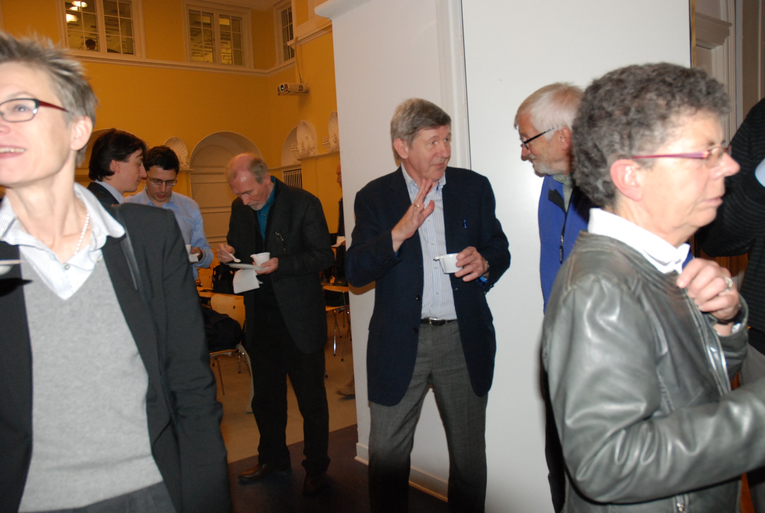 Ulla Wewer (left) and Rector Ralf Hemmingsen (centre) at the recent Penkowa hearing