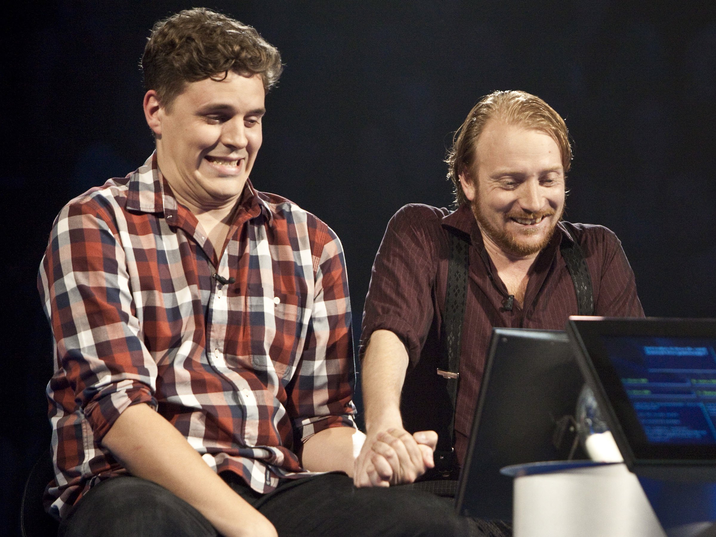 BALLS - De to quizdeltagere, Jon Mikkel Hansen (tv) og Lars-Ole Jørgensen, satsede og vandt hele butikken. 