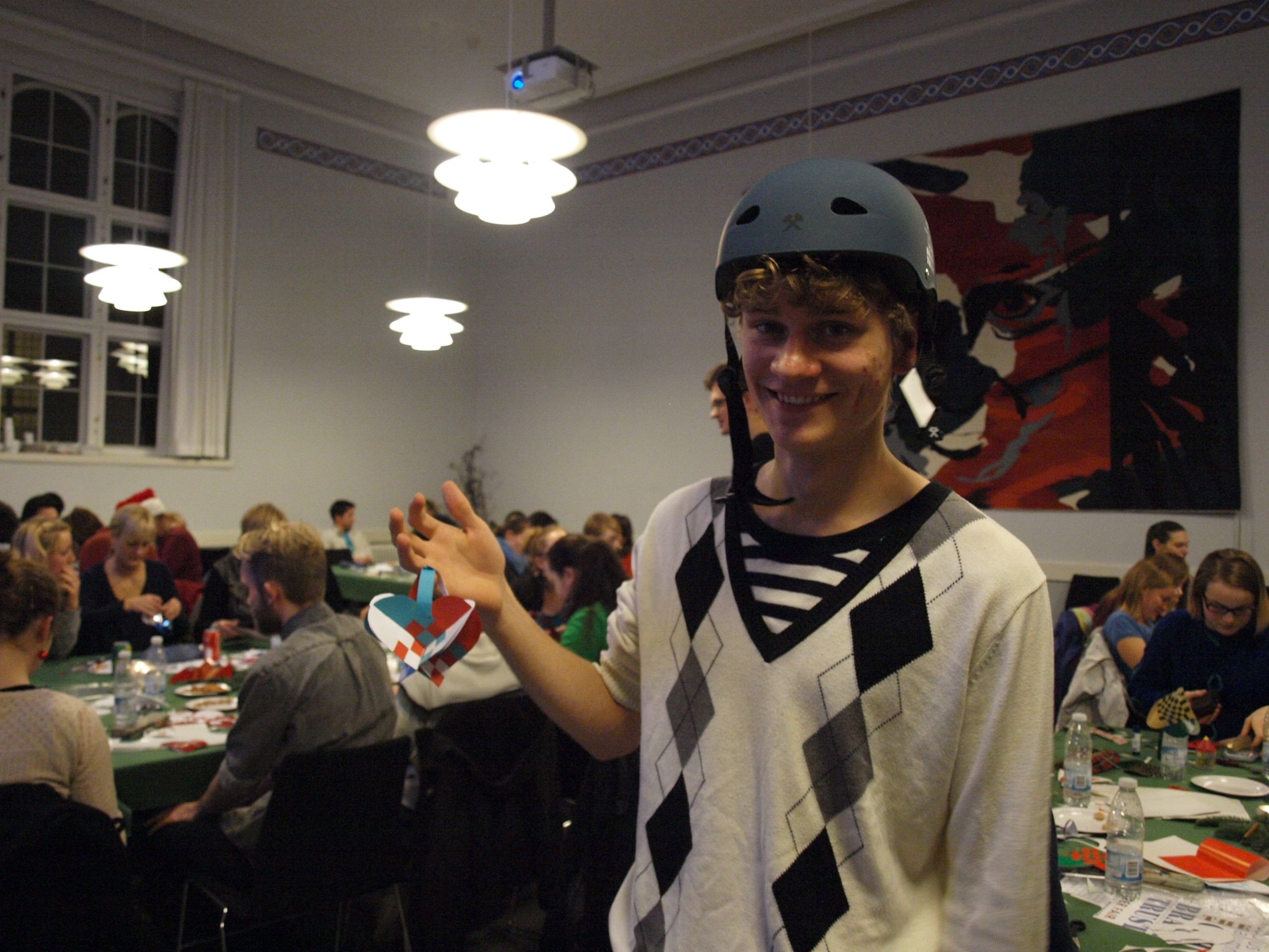 Christmas heart instructor Sophus Helle shows how it is done at last year's event