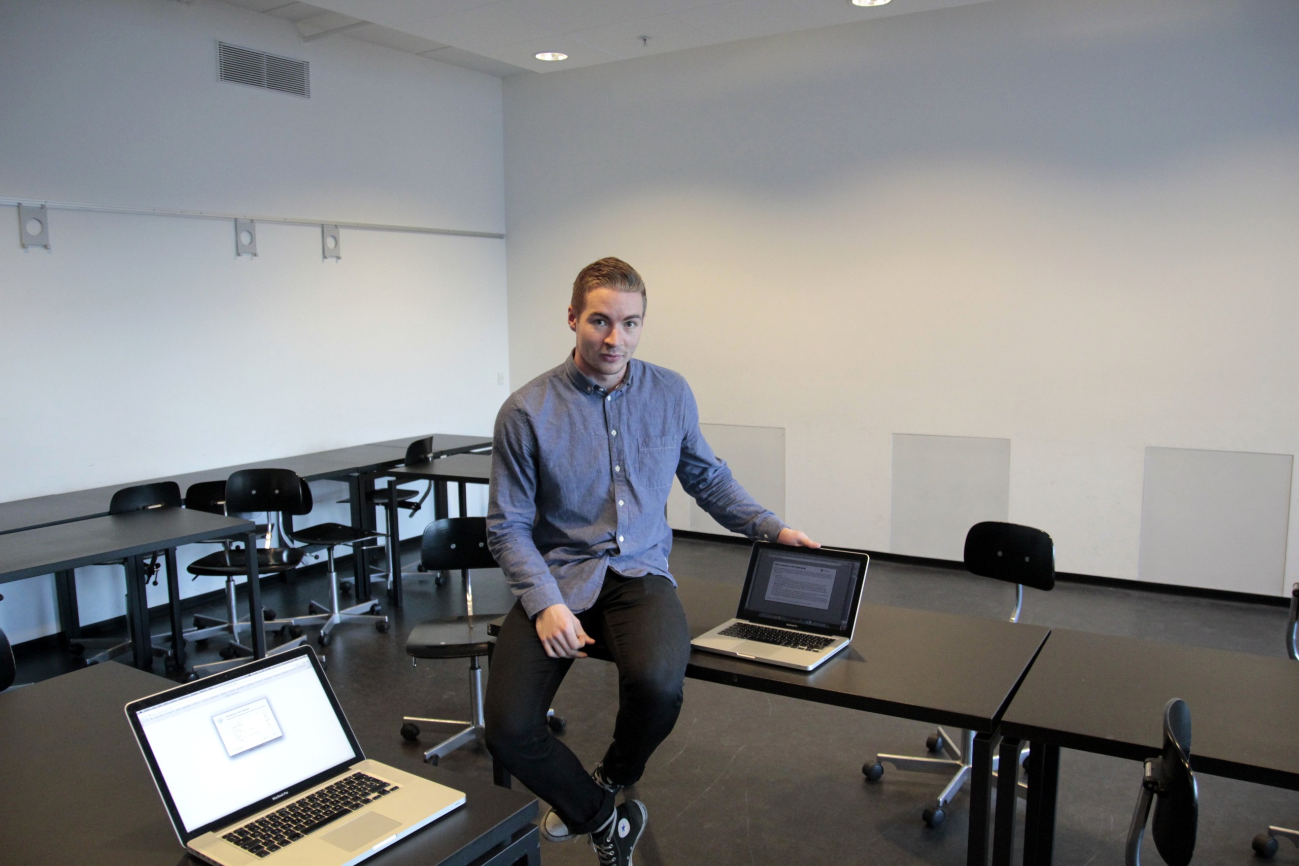 Involuntarily off the grid, Jonas Lomholdt demonstrates that it is impossible to connect to the net at KUA