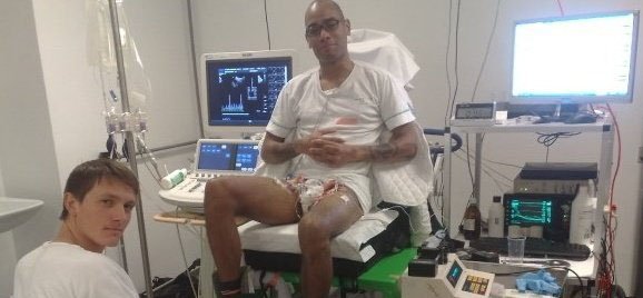 A student donates his body to a medical experiment for fast cash