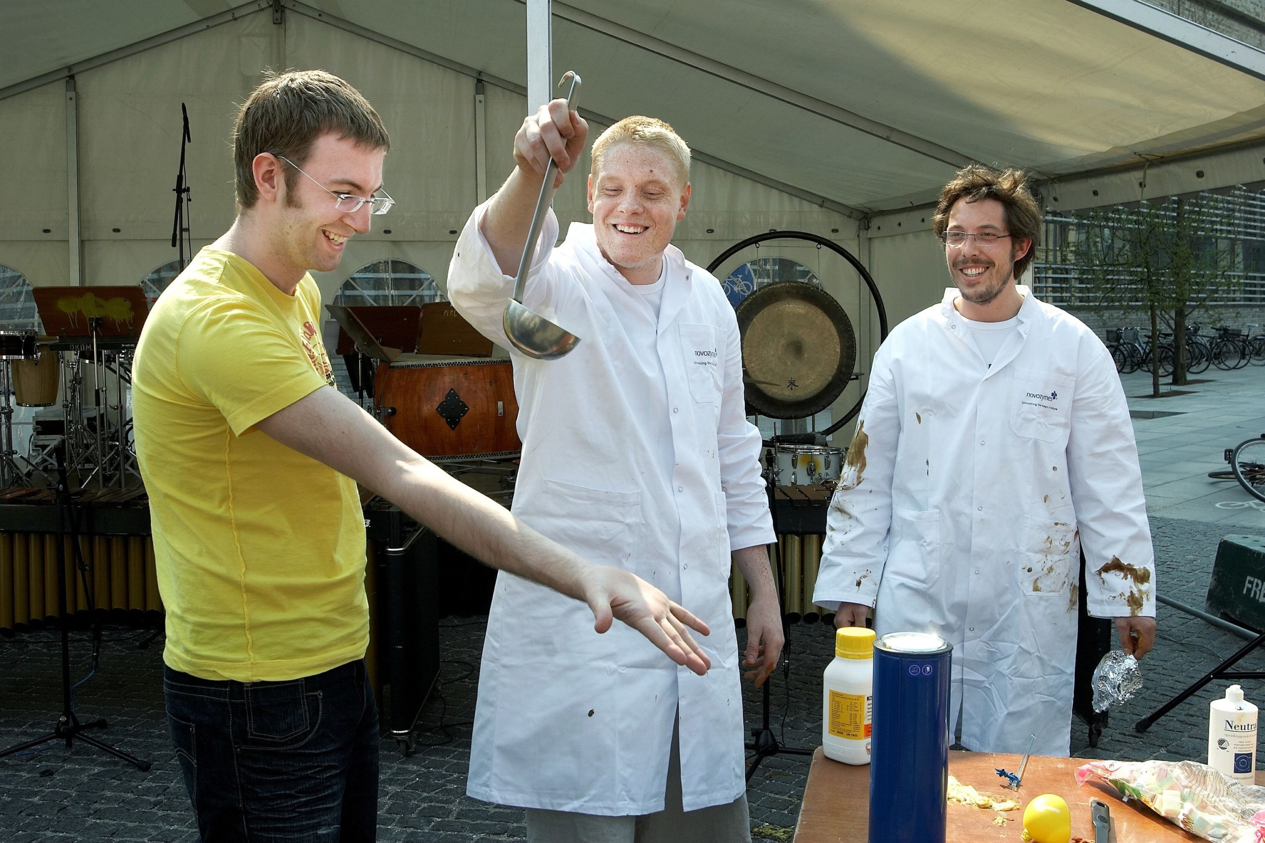 Scientists and staff at a University of Copenhagen 'Research Day' event