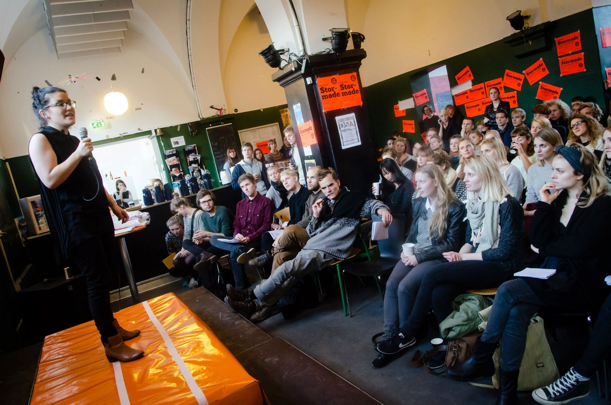 FORTÆLLINGER - Ved stormødet på Samf blev samlet en buket personlige beretninger om SU-reformens konsekvenser for den enkelte.
