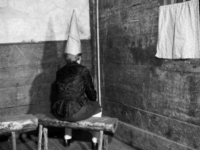 Dummepeter: Næste gang nogen udskammer de studerende som dovne, kan du vifte dem om næsen med dette tilbageblik.