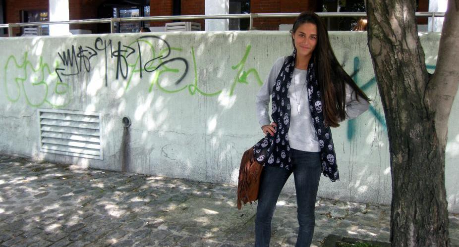 María Sofía Lugones, 21 years from Buenos Aires. She studies at the Faculty of Psychology. María Sofía chose to study psychology at UCA because the university is well-organized and structured. She dose not care about brands and likes to buy her clothes at charity shops