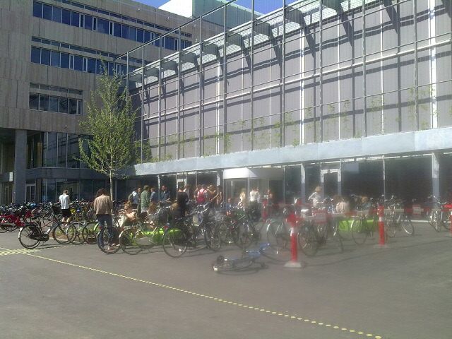 The Saxo Insitute entrance where we found the University of Copenhangen history students
