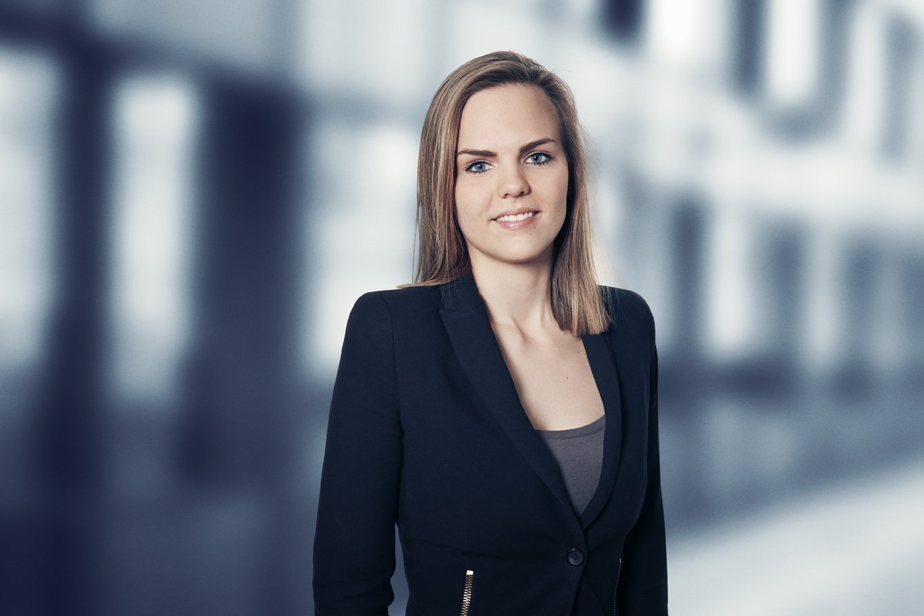 STUDIEBYPOLITIK - Caroline Stage Olsen (V) mener, at den socialdemokratiske overborgmester burde bevilge sig selv en billig studierejse til Aalborg for at se, hvordan man der får plads til sine studerende. Stage Olsen er selv studerende på CBS og stiller op til Borgerrepræsentationen.