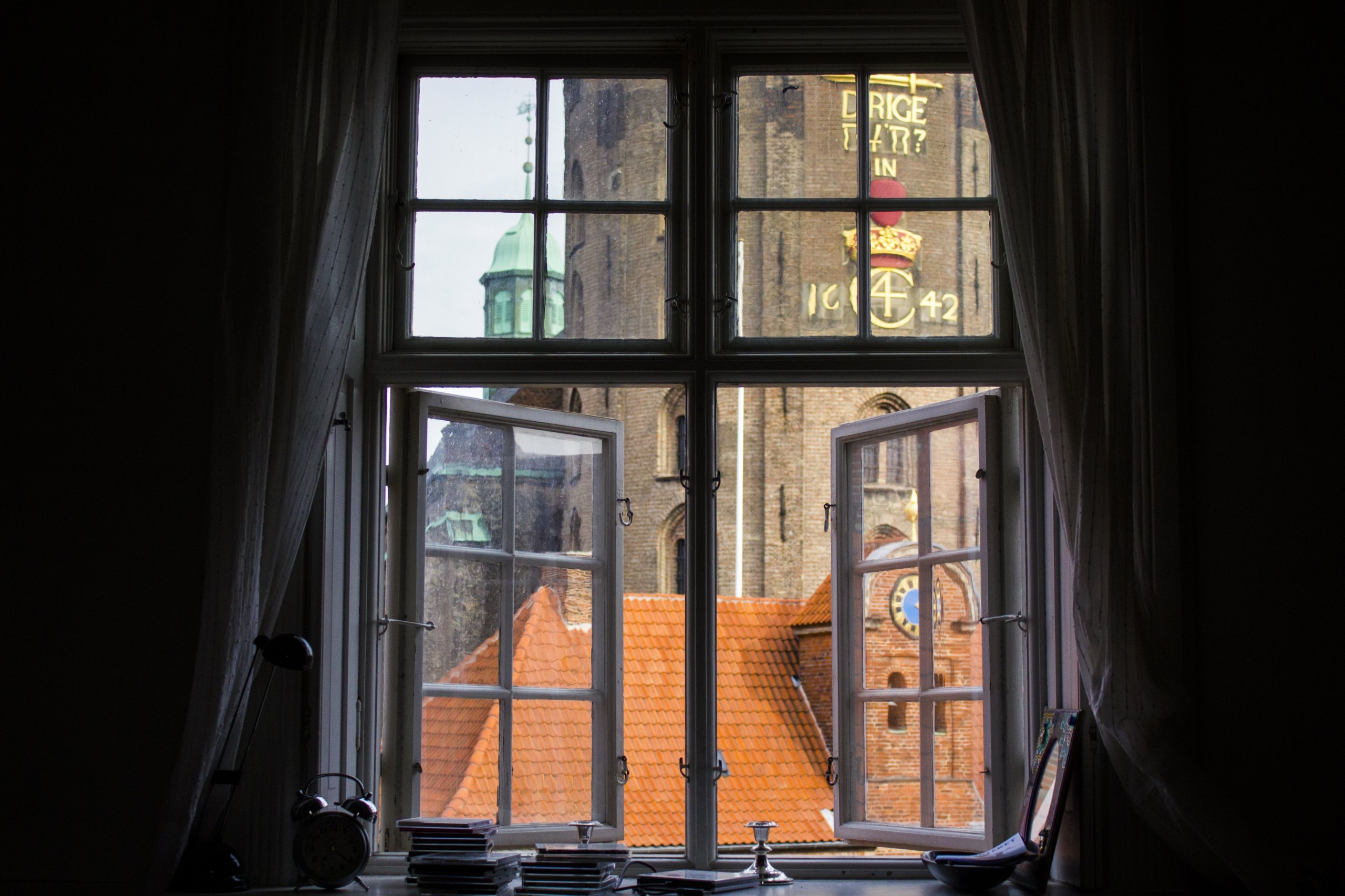 View from a room at the Admiralty; the Round Tower and the Trinitatis church is seen.
