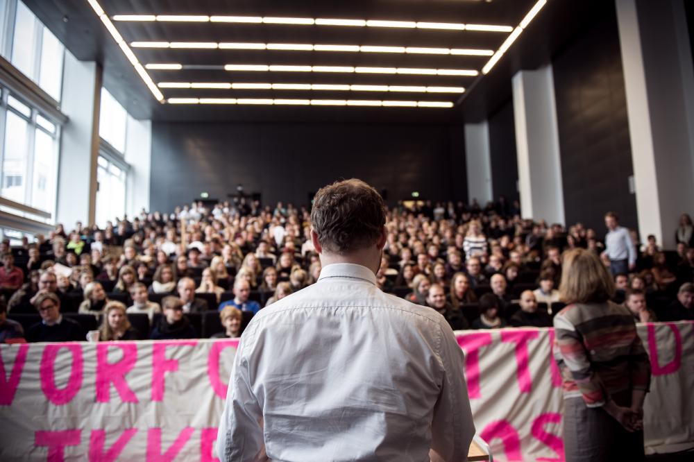 MOD ROV - Modstanden var massiv, da Morten Østergaard i februar debatterede regeringens SU-udspil på KUA. Protesterne bliver nok ikke mindre, når han nu stå på mål for fremdriftsreformen på Panum. 