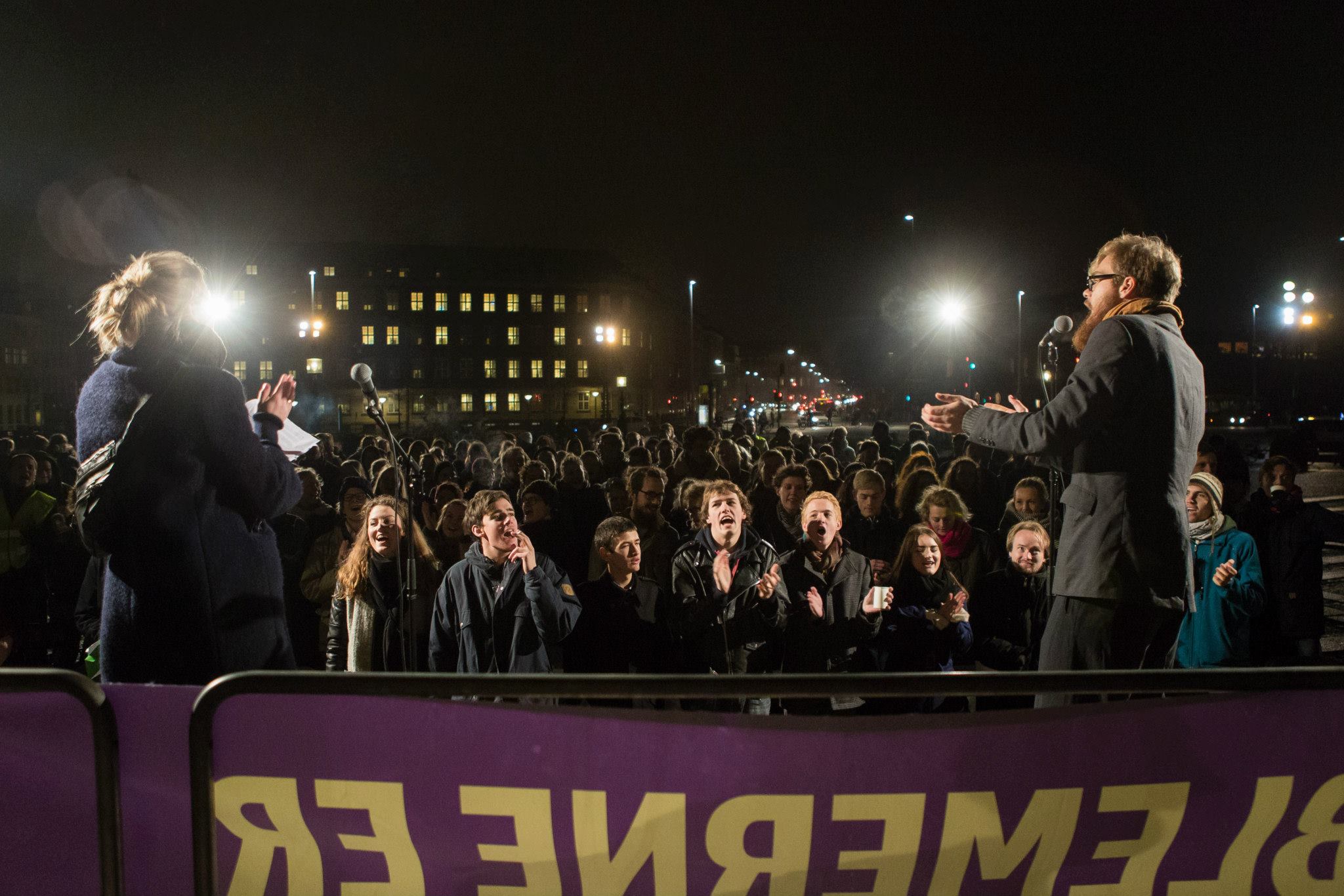 Studenterrådet's demonstration brought more than 300 students from across Denmark to the Parliament building at Christianborg to protest the study reforms