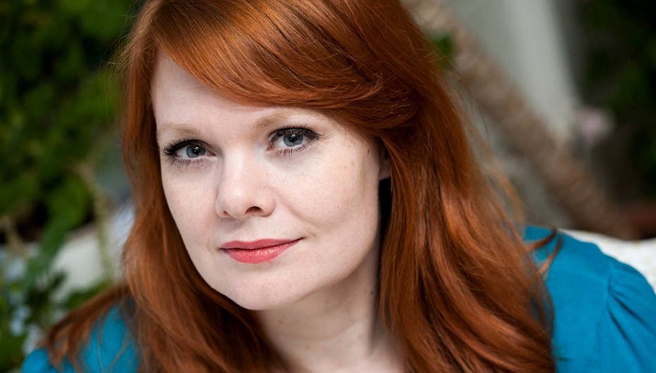 OVERSKRIFT -  'Lave forventninger spænder ben for udsatte børns læsning'. Rachel Rösts speciale i tabloidform.