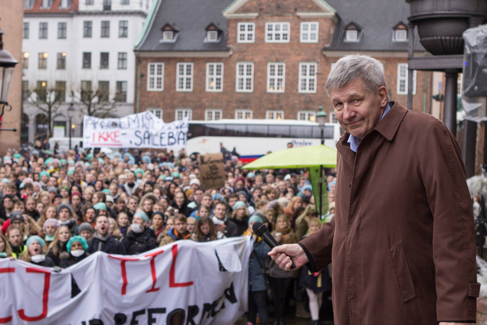 FREMDRIFTREFORMEN- Vi har lyttet til de studerende bekymringer, forsikrede rektor Ralf Hemmingsen i november. Nu foreligger KU's anbefalinger for, hvordan studietiden i praksis skal nedbringes. 