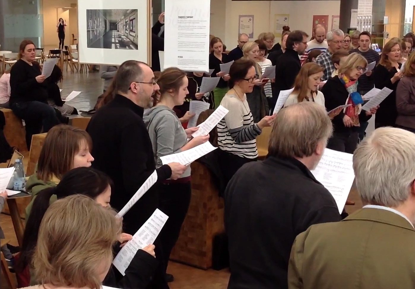 Music students and springtime cheer with students and staff for a morning serenade - how charming! 7 March 2014, University of Copenhagen