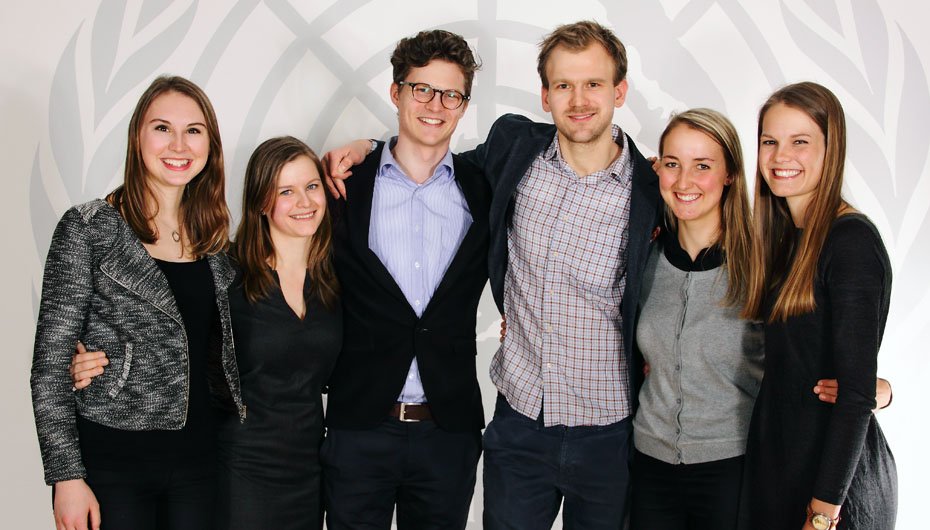 MODEL UN PÅ KU - Holdet bag studenterforeningen i efteråret 2013, fra venstre mod højre: Emma Kurfis, Annemette Isager Ahl, Jakob Bøcher Müller, Frederik May, Emily Holmes og Kristine Borritz Milfeldt