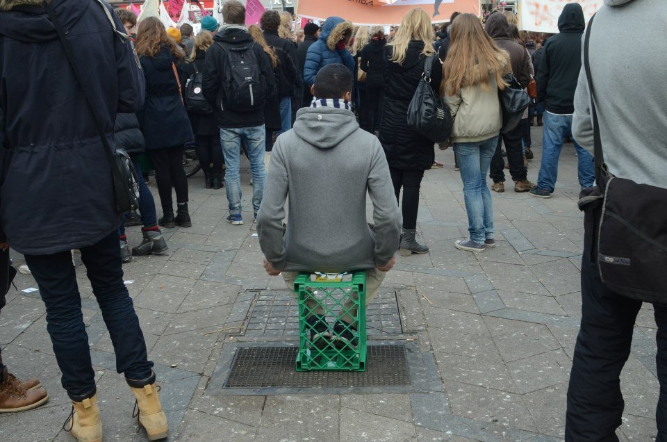 From a recent student demonstration. Committee recommends that It should be harder to get from Bachelor's to Master's, and fewer should be admitted to programmes with few jobs