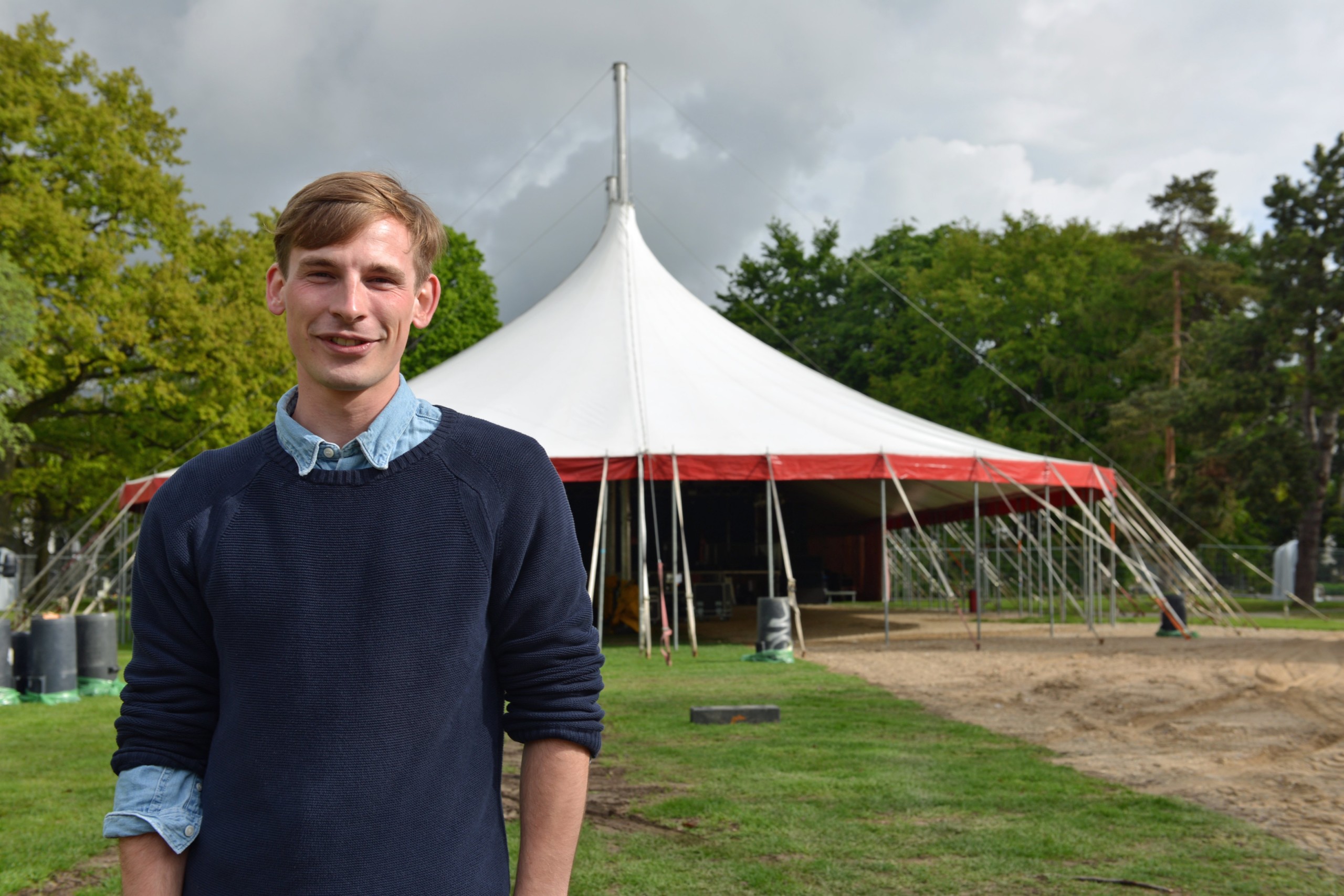 VELFORBEREDT VÆRT - Studenterrådets Michael Pallisgaard melder klar til start fra festivalpladsen på Nørre Campus.