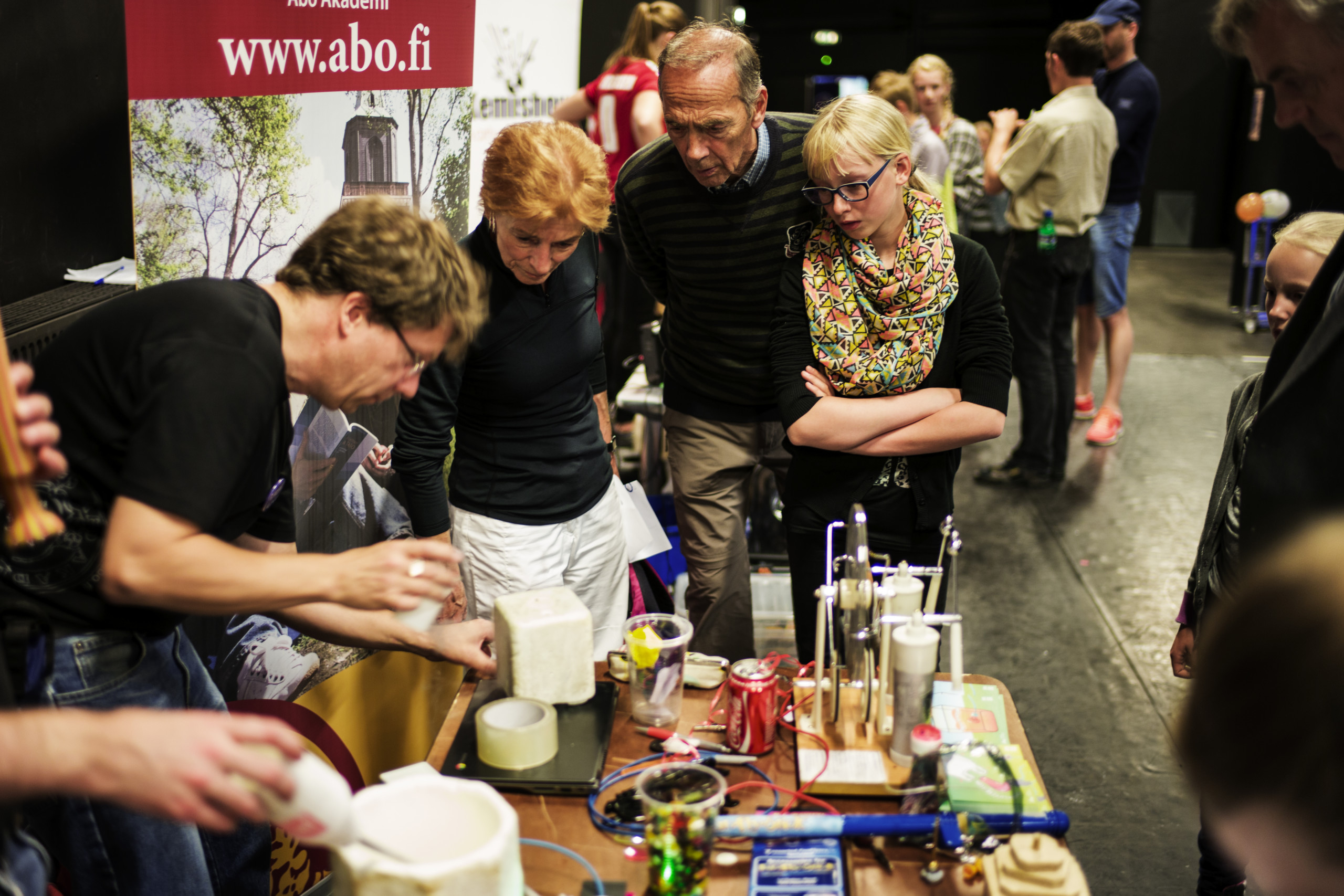 Interactive science exhibits at Science in the City