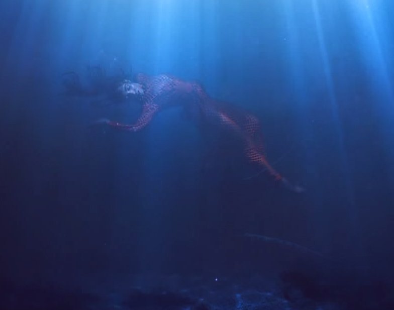 Screenshot of FKA twigs - Two Weeks video