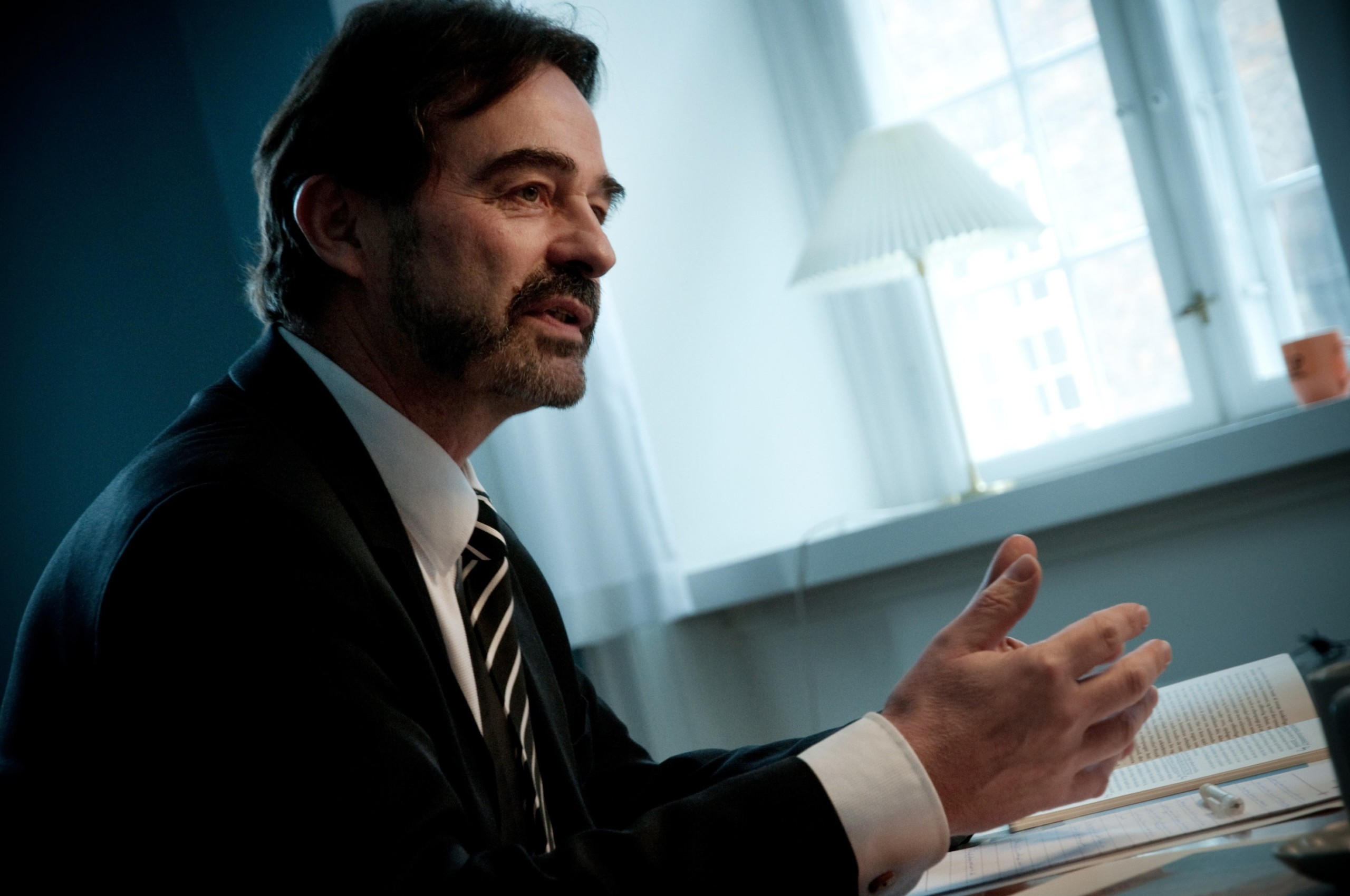 Jørgen Honoré to stop as university director