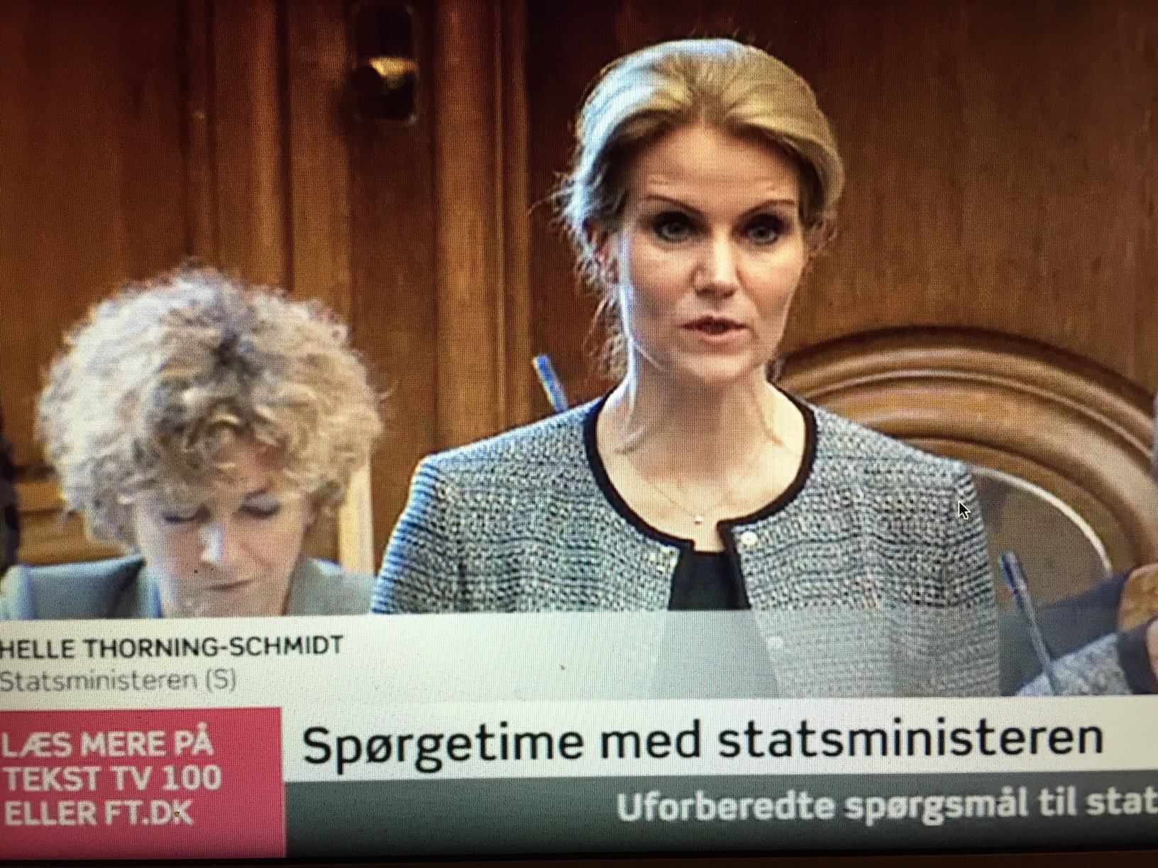 MISFORSTÅET - Her udsætter statsminister Helle Thorning-Schmidt dimensioneringsplanen i et år, »sådan at man kan få bedre muligheder for at drøfte det her med uddannelsesinstitutionerne.« Men det var en fejl, sagde regeringen bagefter. I stedet har rektorer og uddannelsesminister nu indgået et kompromis.